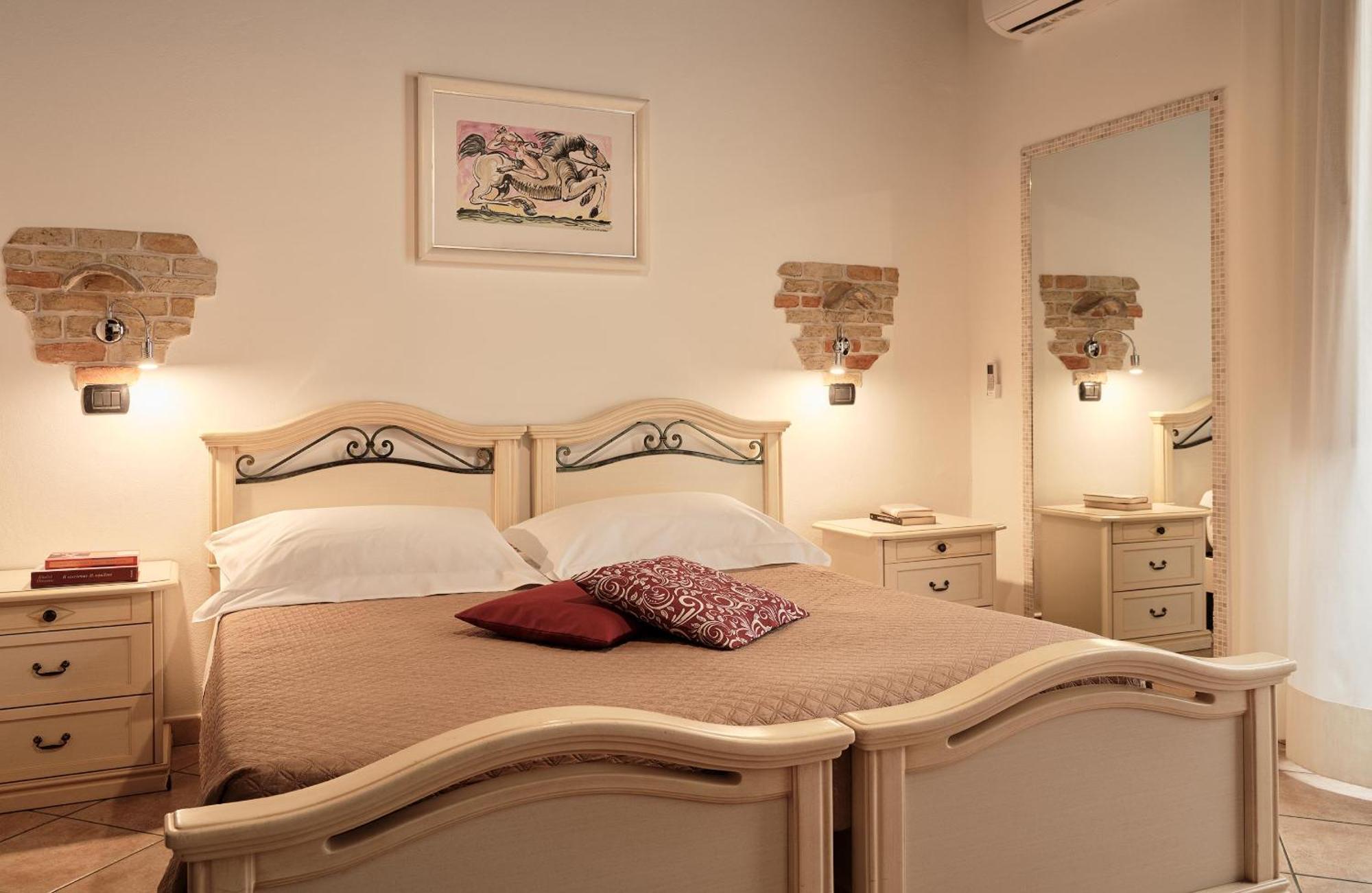 Standard Double Room,1651730773:JPEG