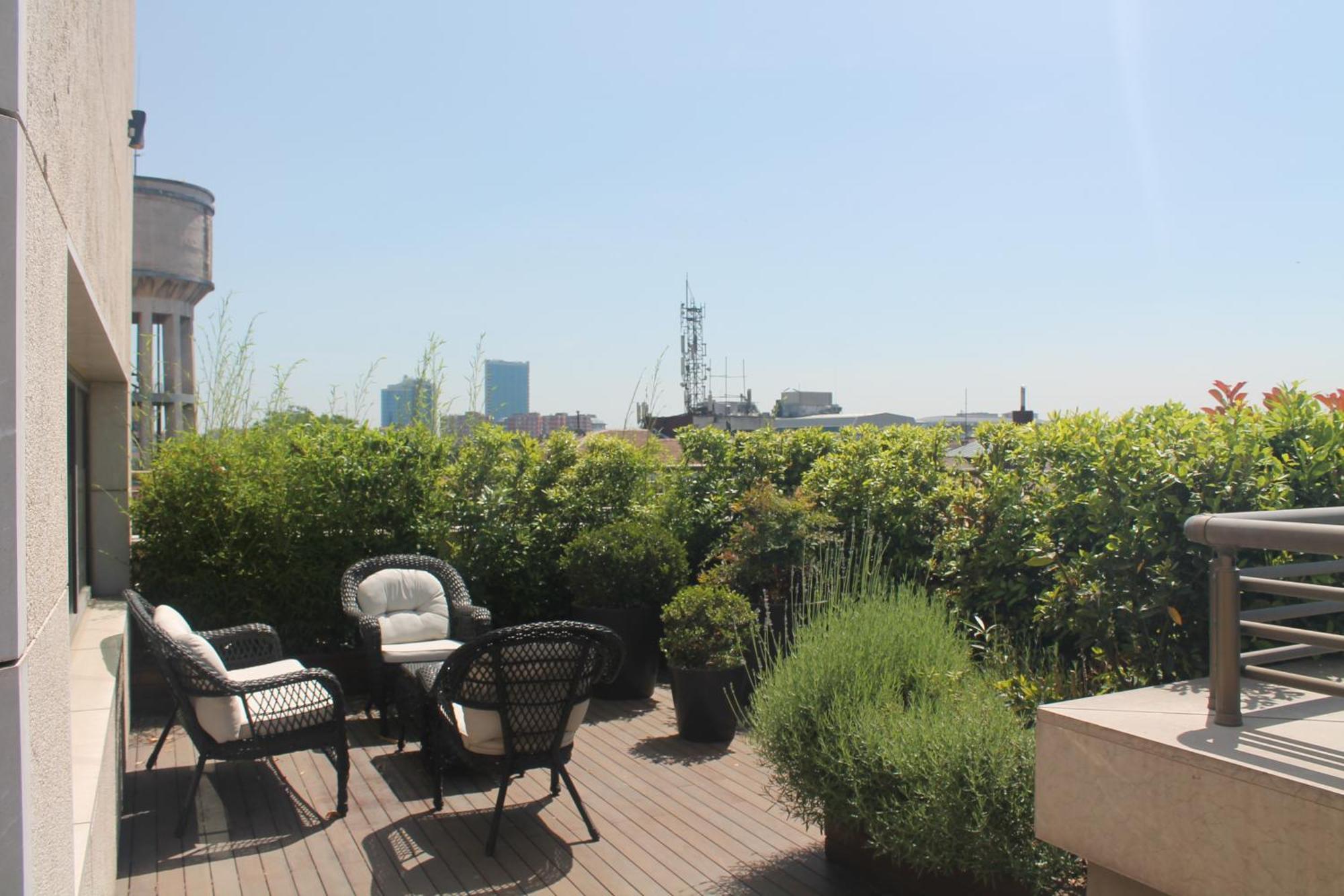 Queen Suite Terrace