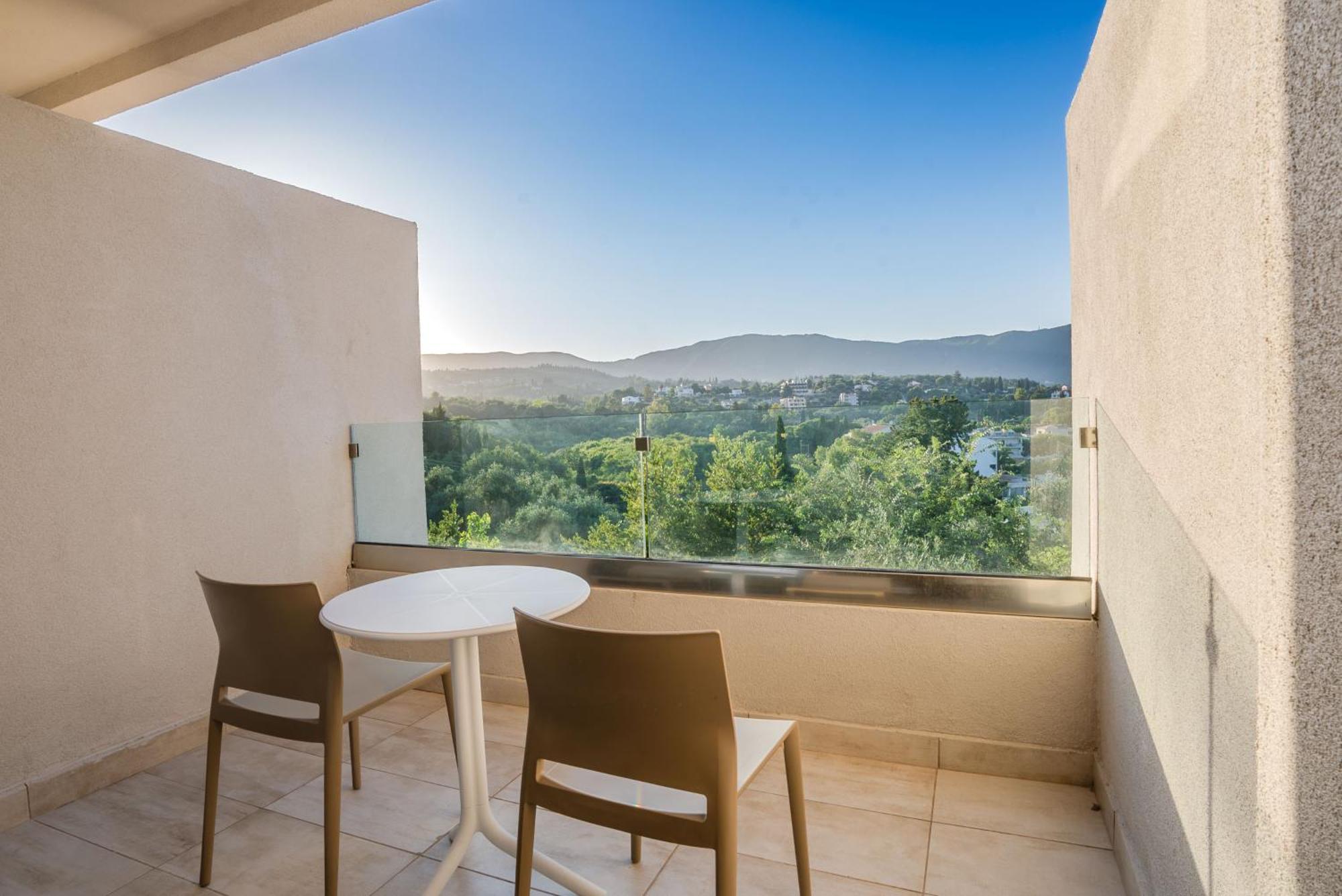 Premium Room Garden View
