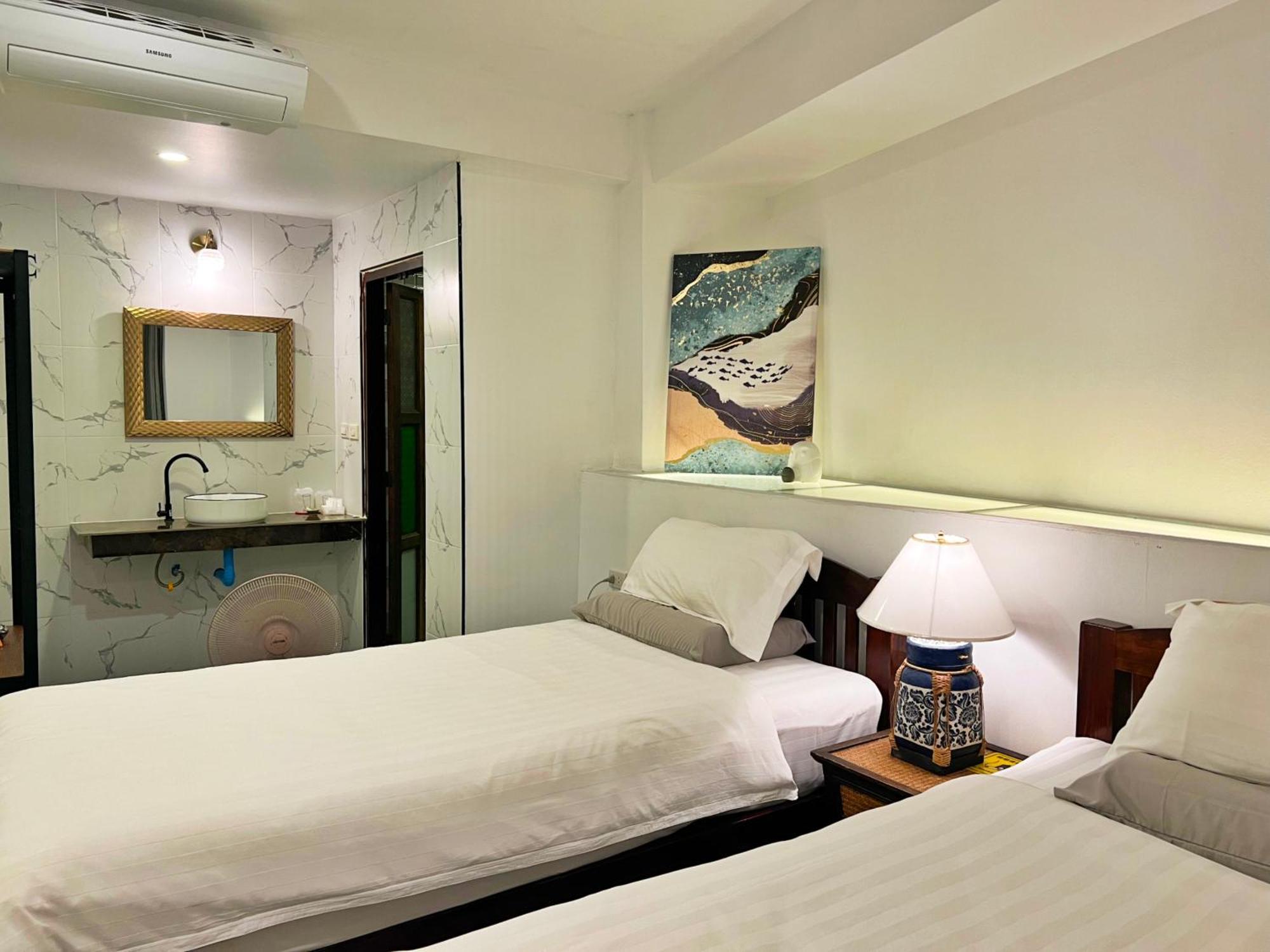 Superior Twin Room