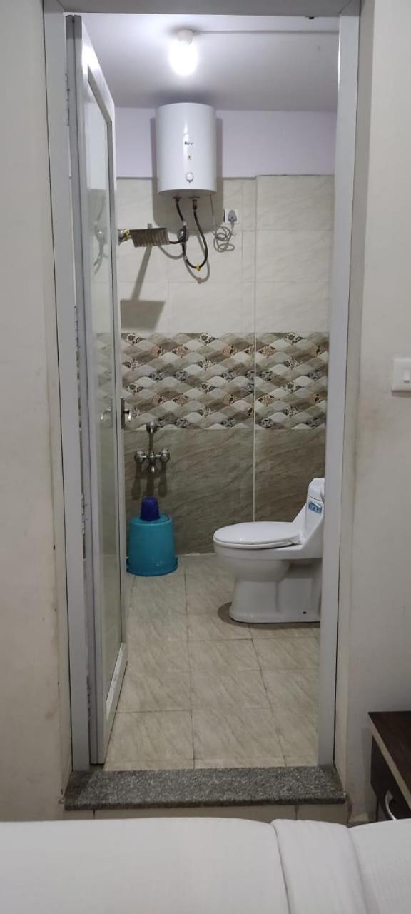 Standard Double Room,1707050157:JPEG
