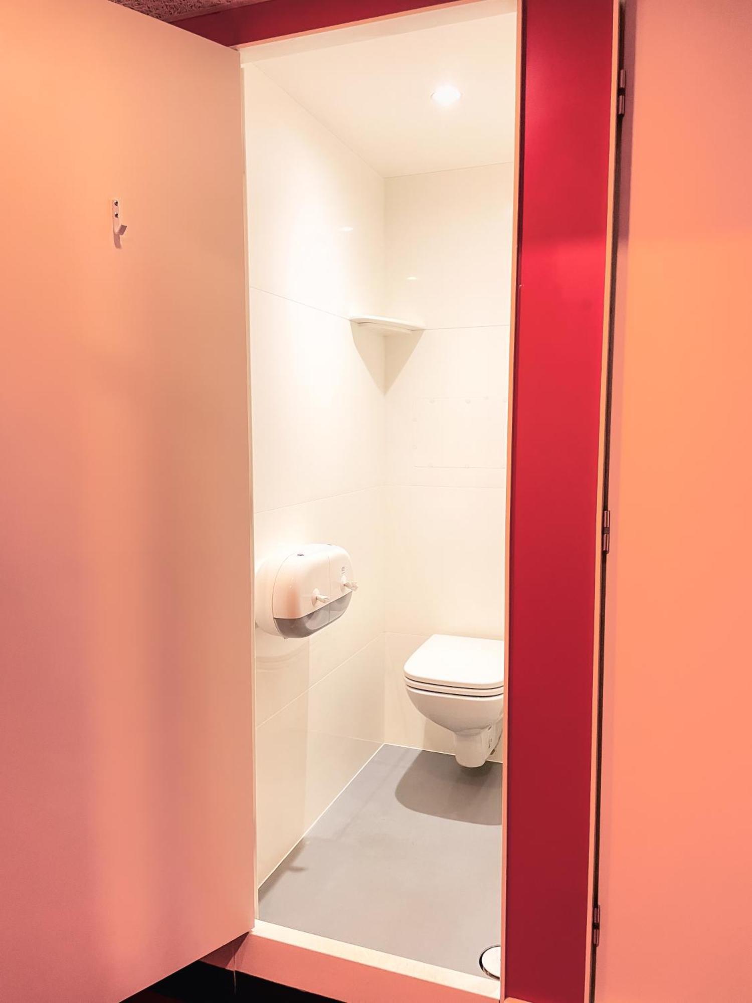 4 Bed Private Room,1619758540:JPEG