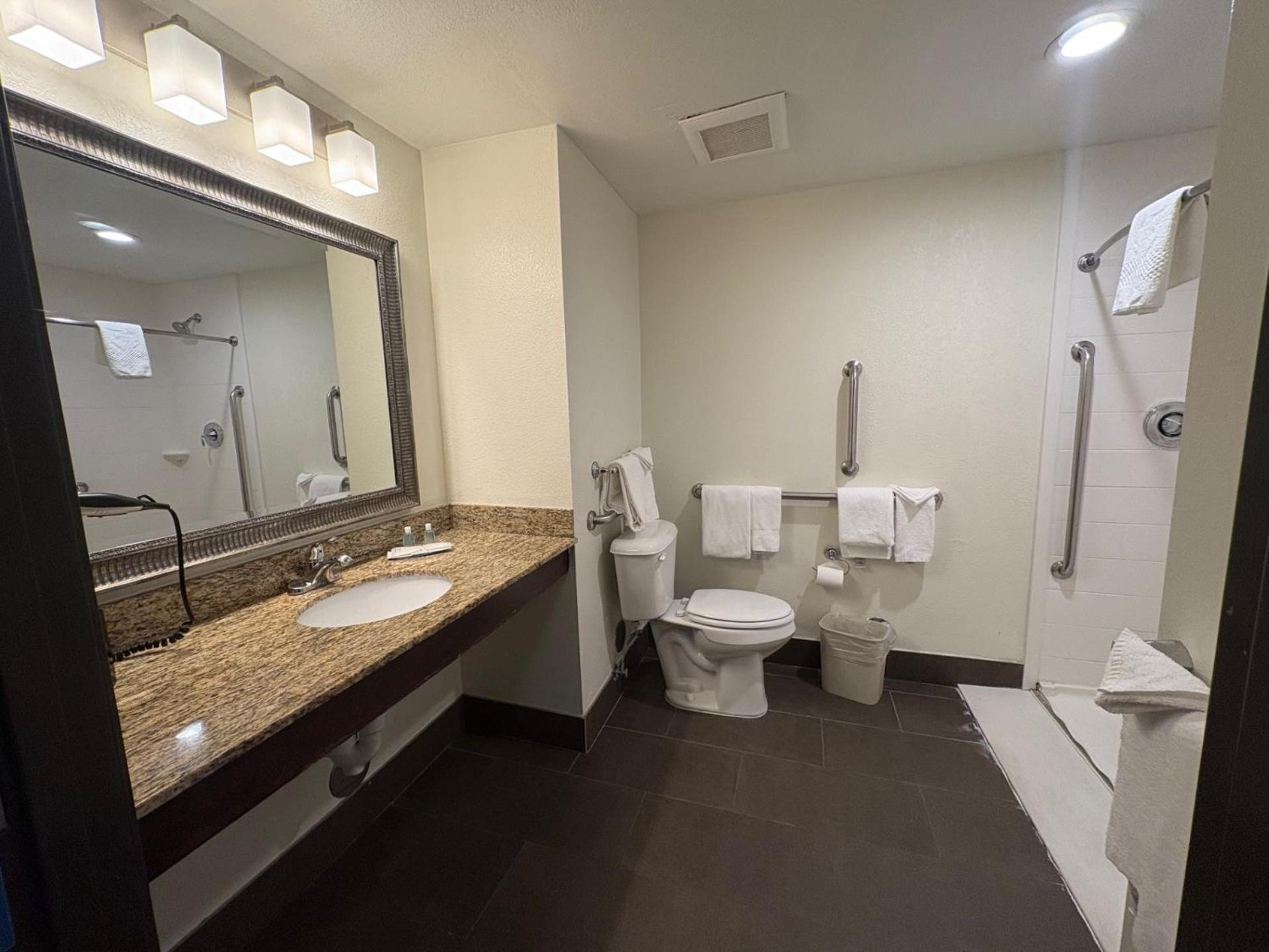 Efficiency Queen Suite Two Queen Beds Accessible or Non-Smoking