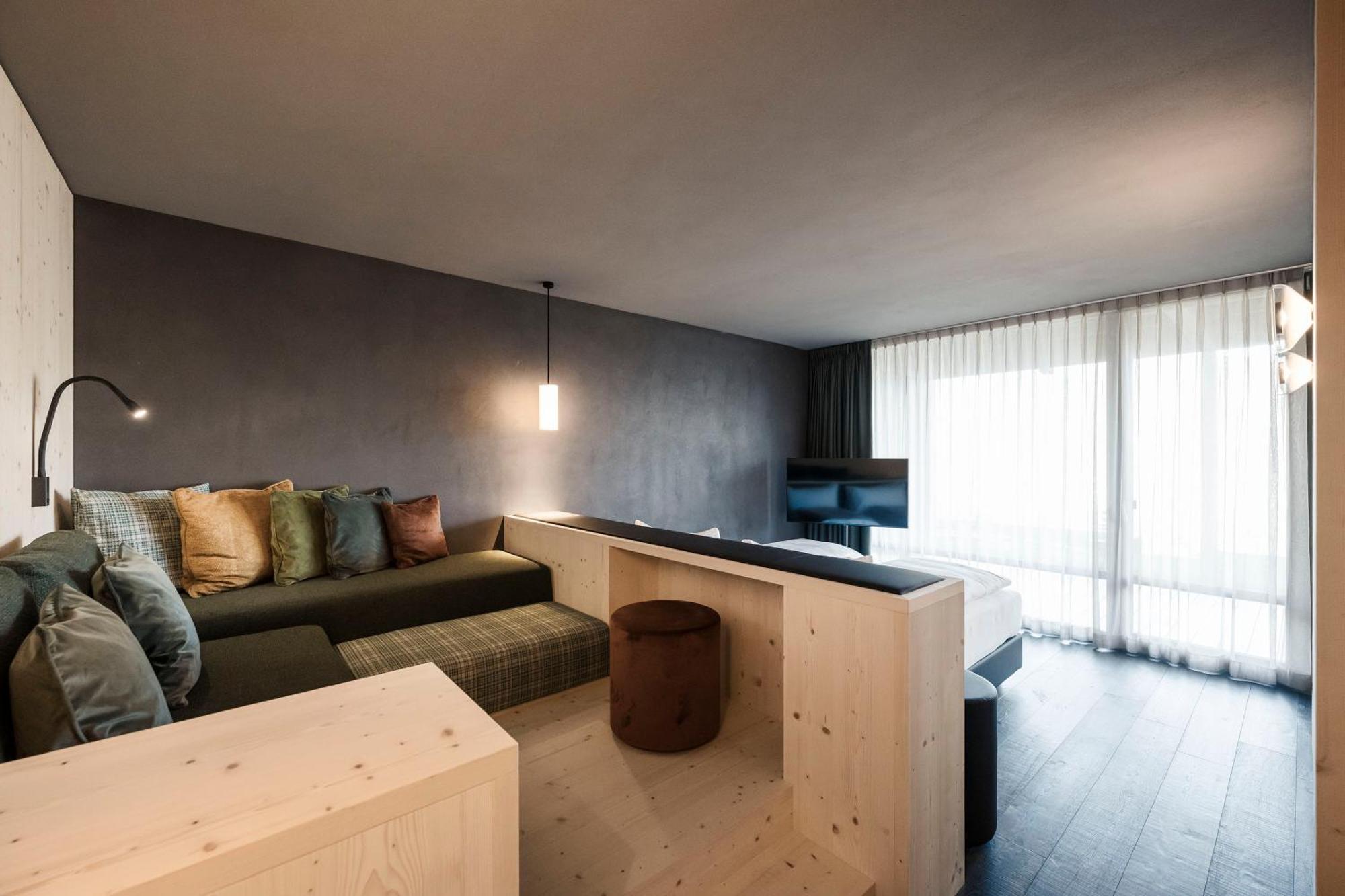 Family Suite,1638407531:JPEG