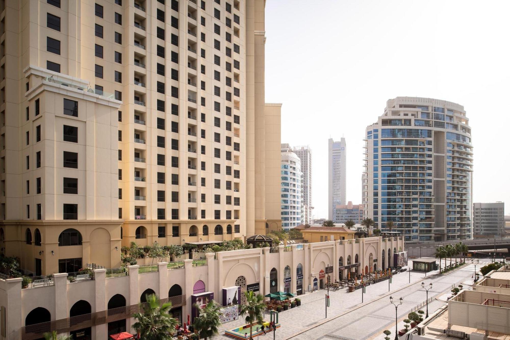 Deluxe King Room JBR View Private beach Access