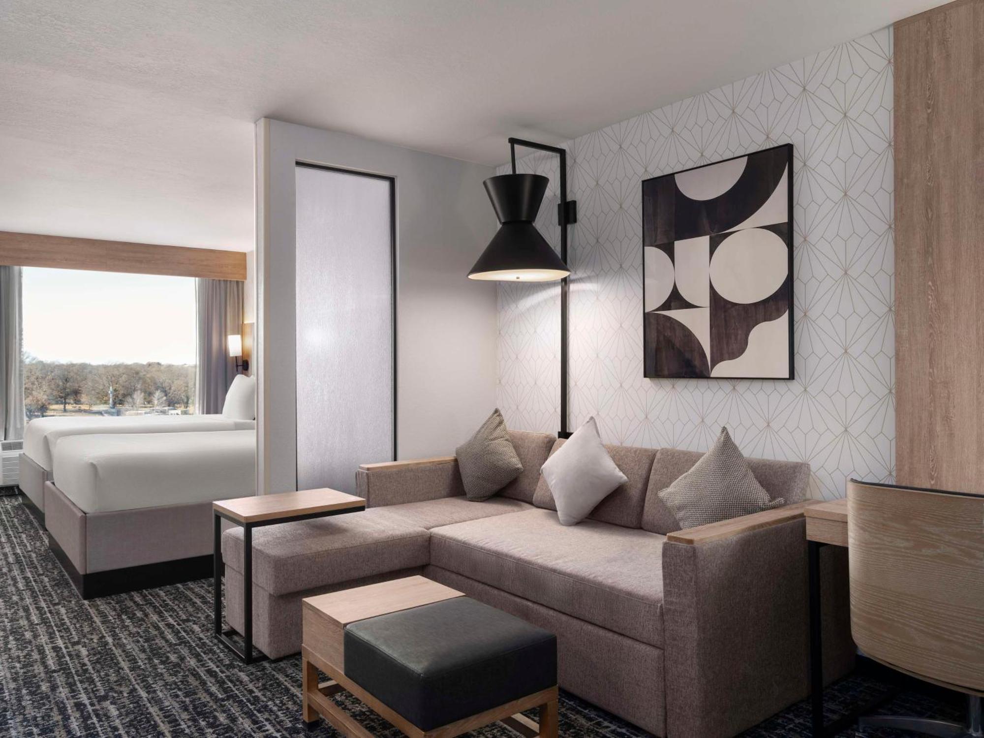 Double Room with Two Double Beds and Sofa bed - High Floor