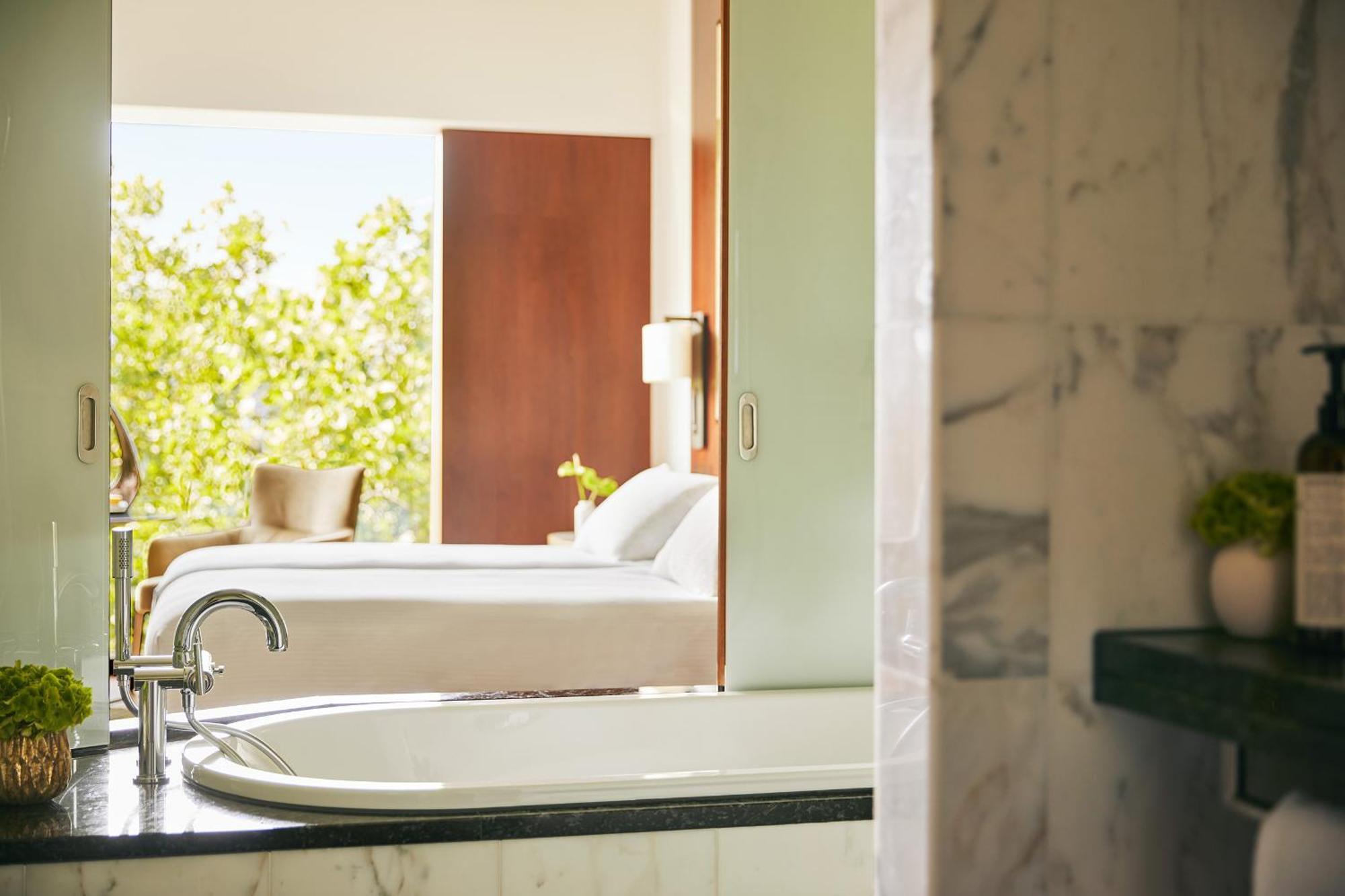 Twin Room,1643756699:JPEG