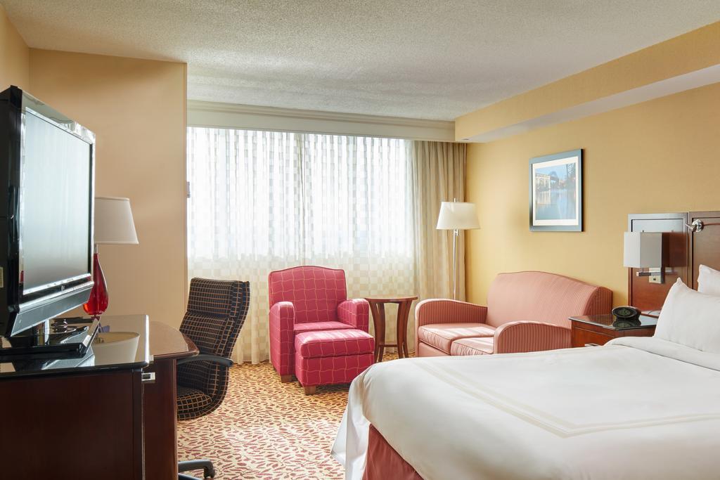 Executive King Room - Non-Smoking,299710248:JPEG