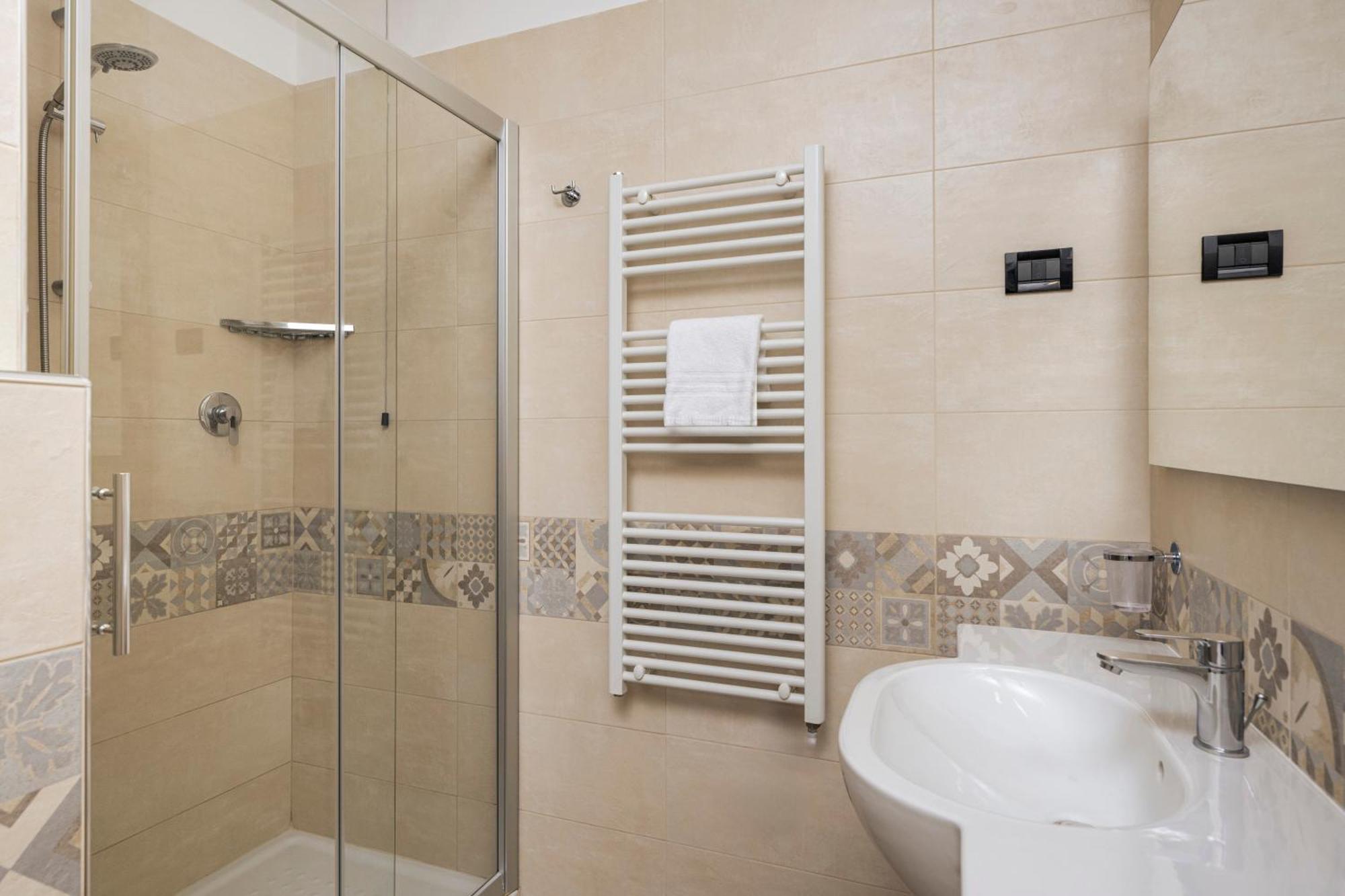 Double or Twin Room,1660284601:JPEG