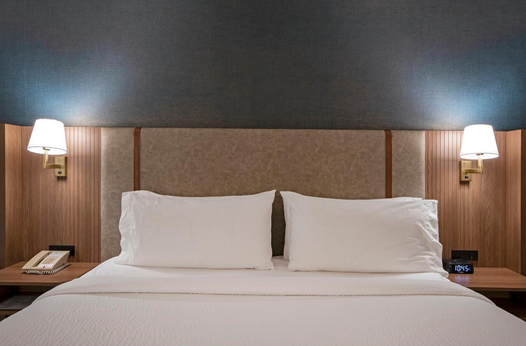 Standard Room,1660298372:JPEG