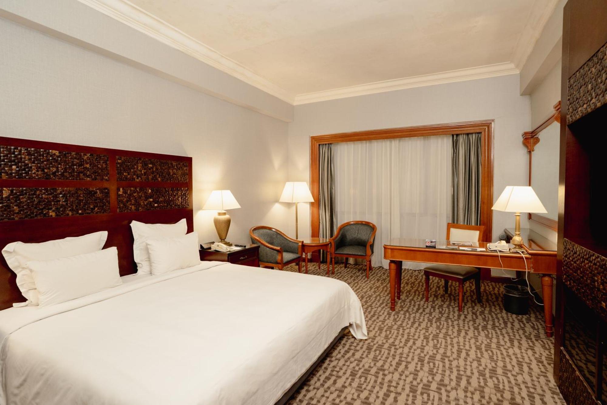 Deluxe King Room,1662396134:JPEG
