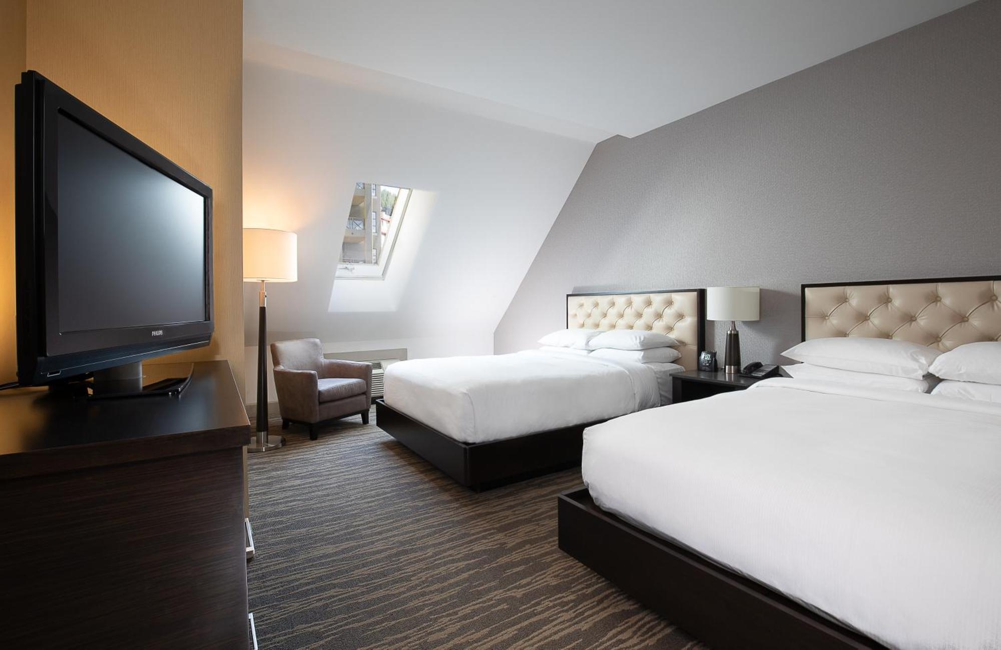 Suite met 1 Slaapkamer, een Queensize Bed en een Slaapbank
