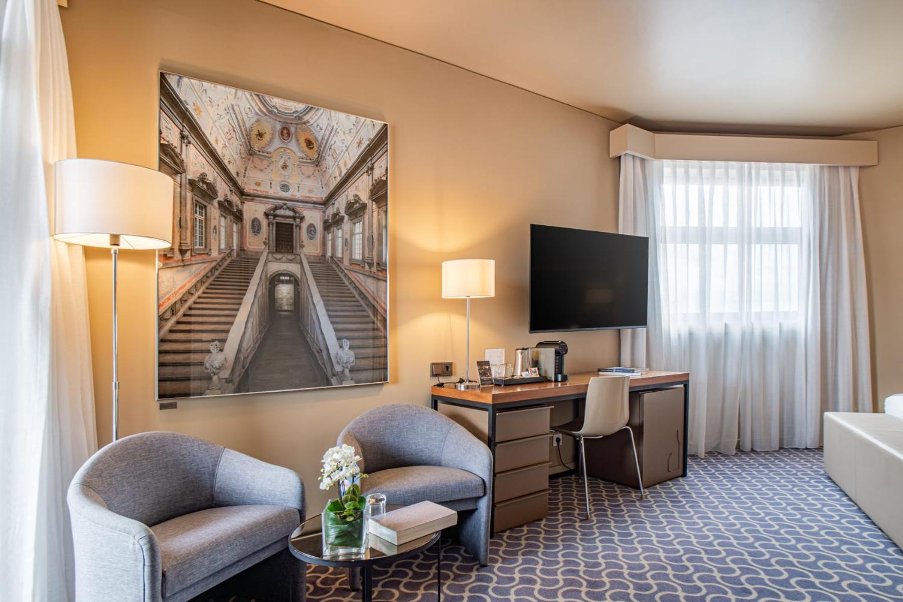 Comfort King Double Room with Romantic Package,1670699439:JPEG