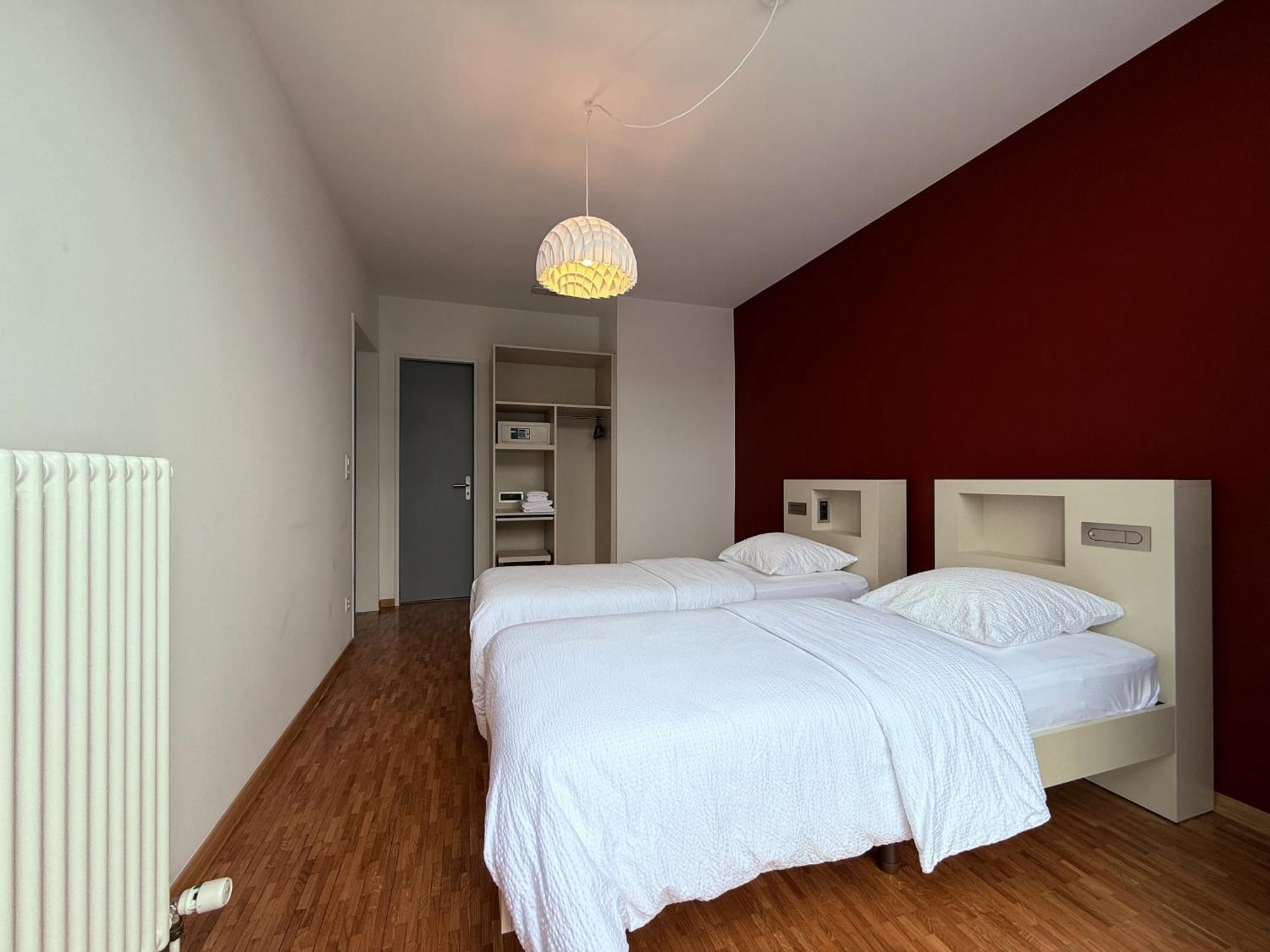 Twin Room Private Bathroom