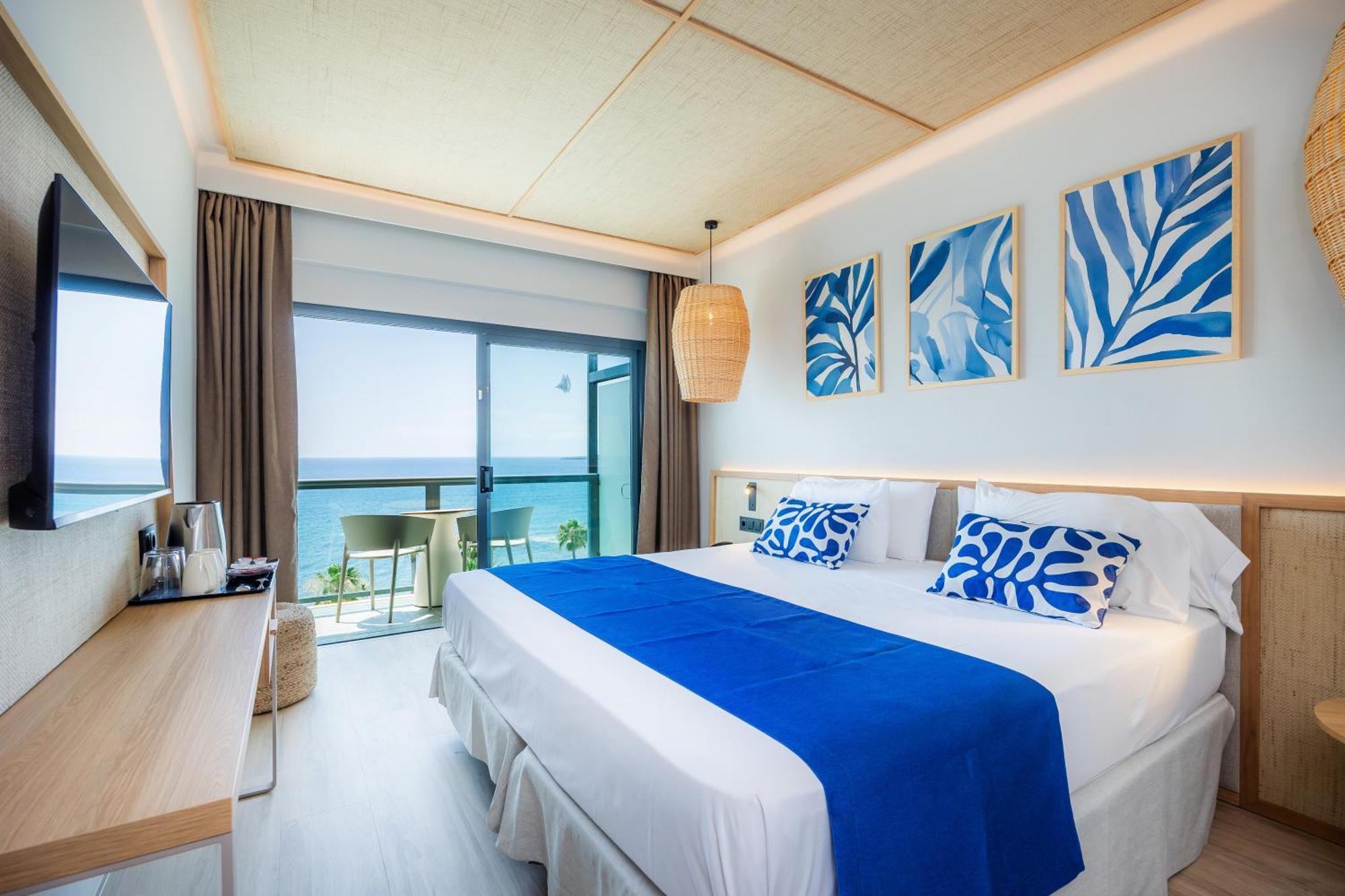 Double or Twin Room with Sea View,1686458864:JPEG