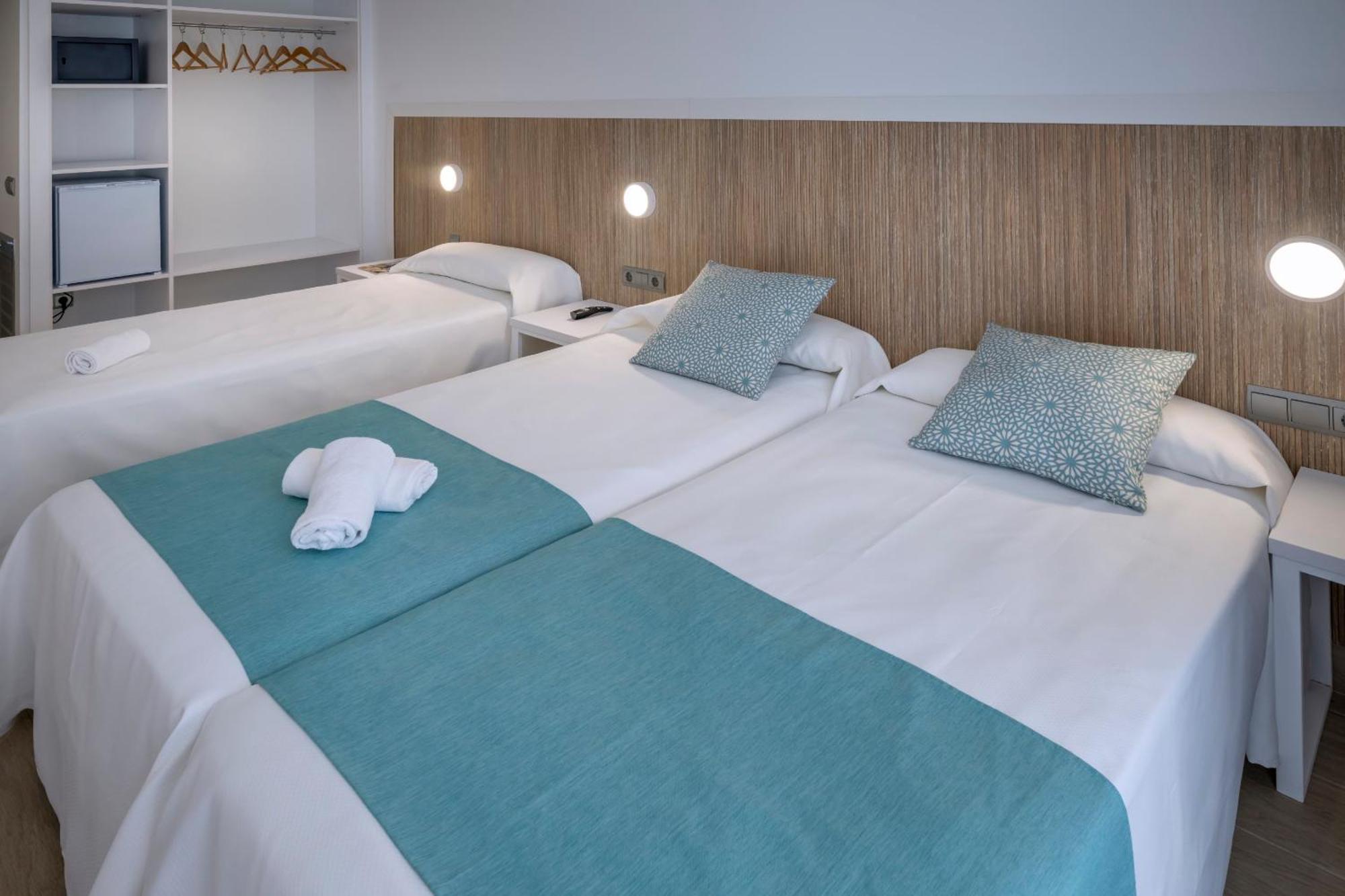 Standard Double Room (2 Adults),1688808190:JPEG