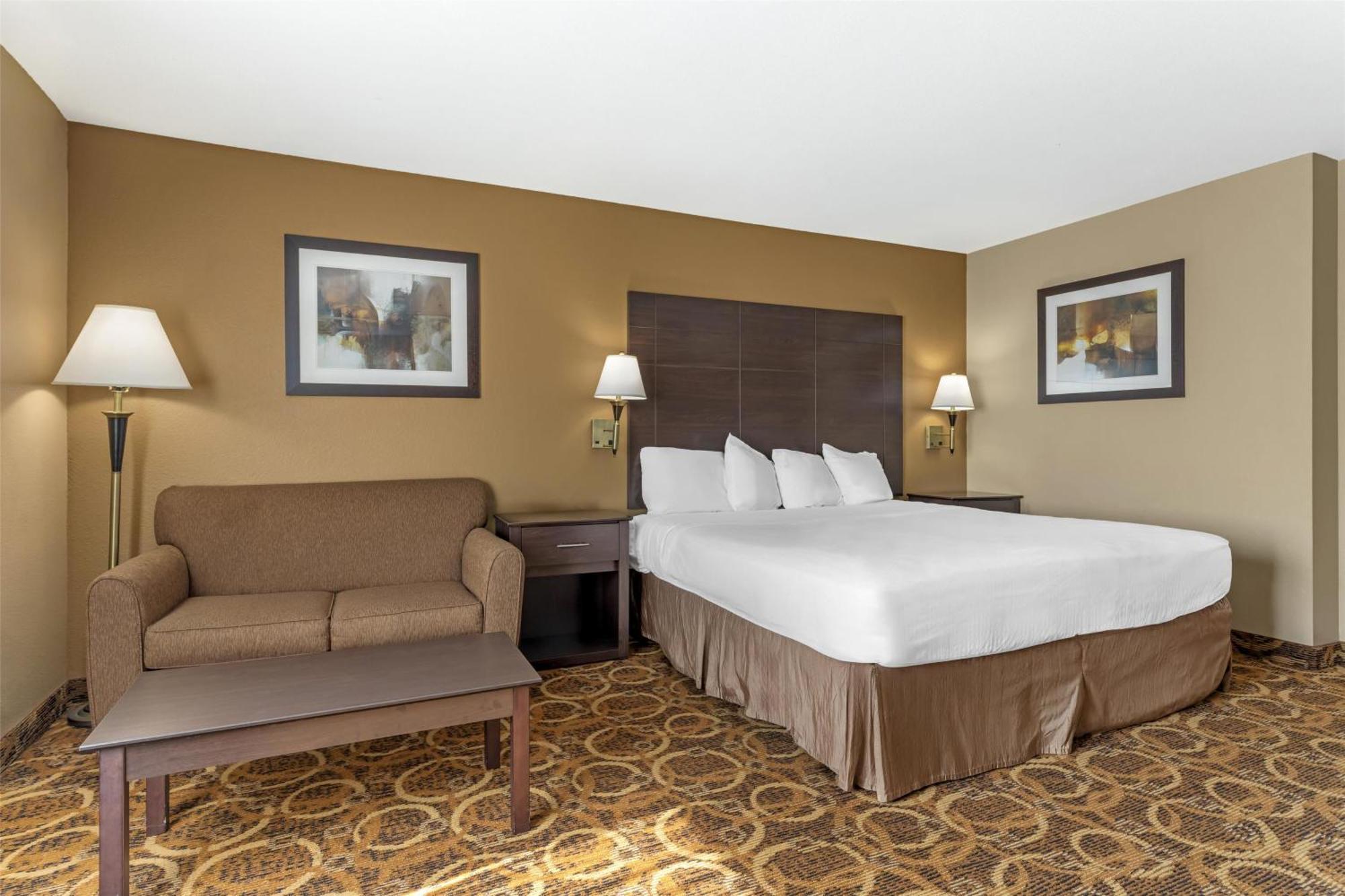 King Room Bath Tub Spa Bath Disability Access or Non-Smoking