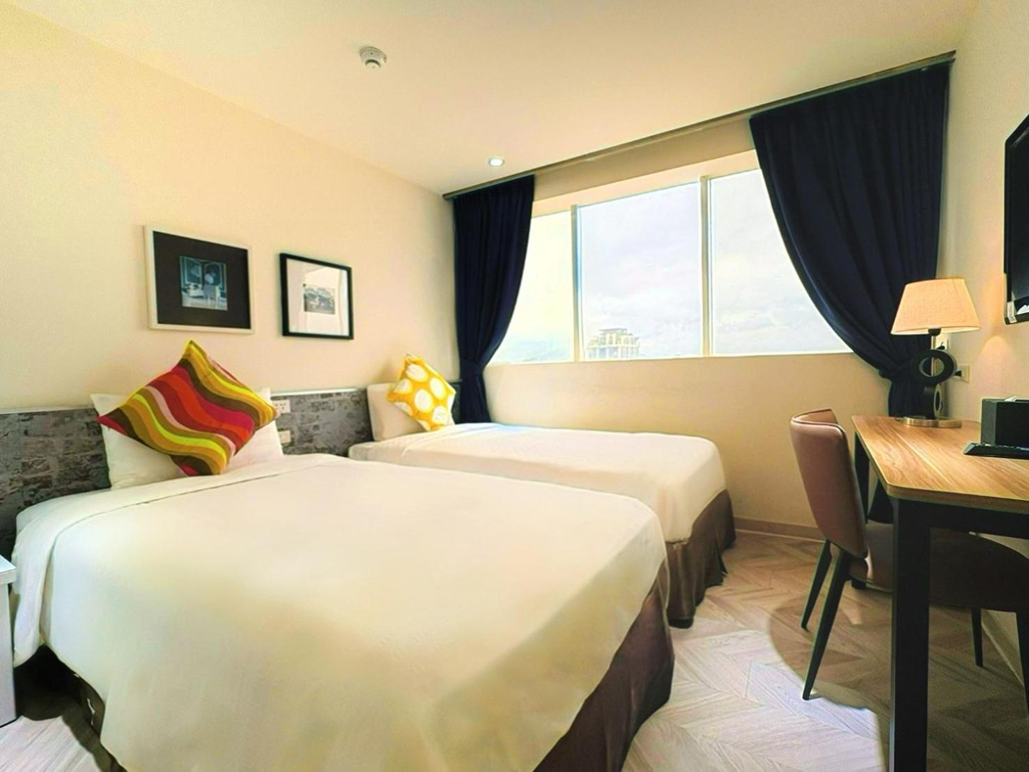 Twin Room City View