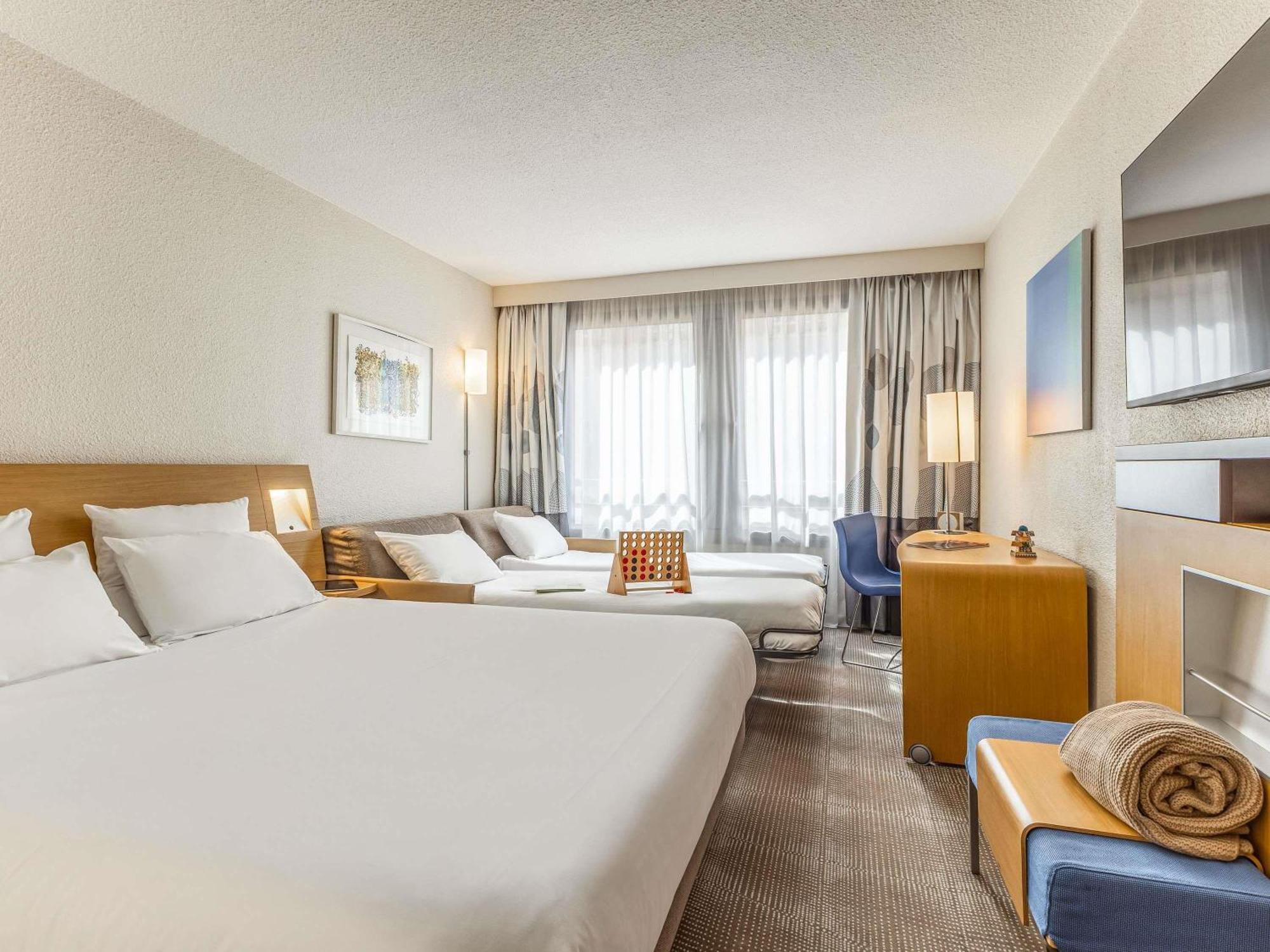 Executive Double Room with Double Sofa Bed,1704855292:JPEG