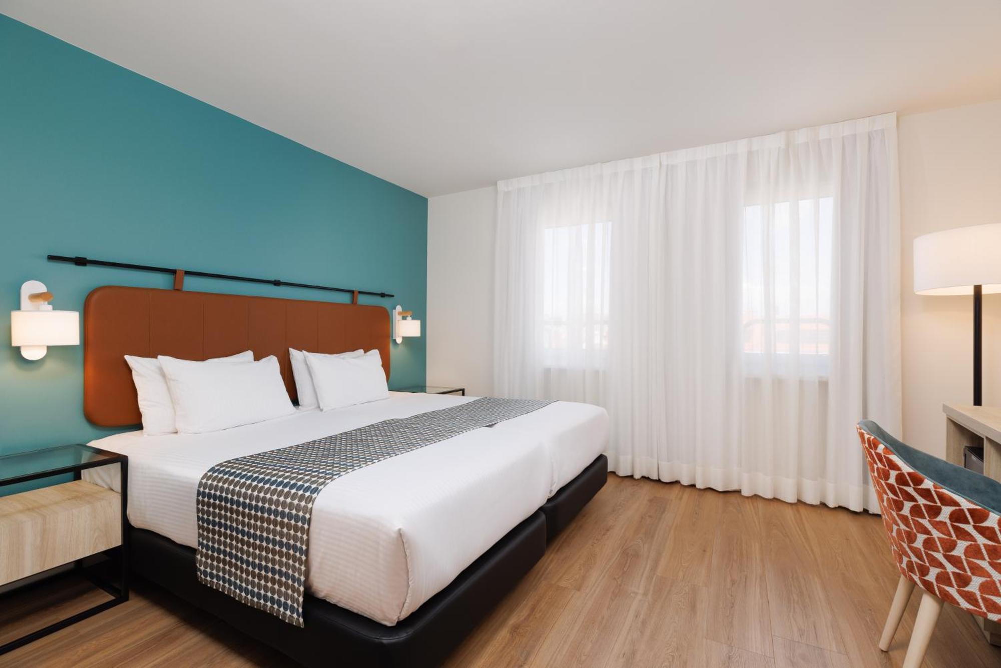 Double Room,1565536036:JPEG