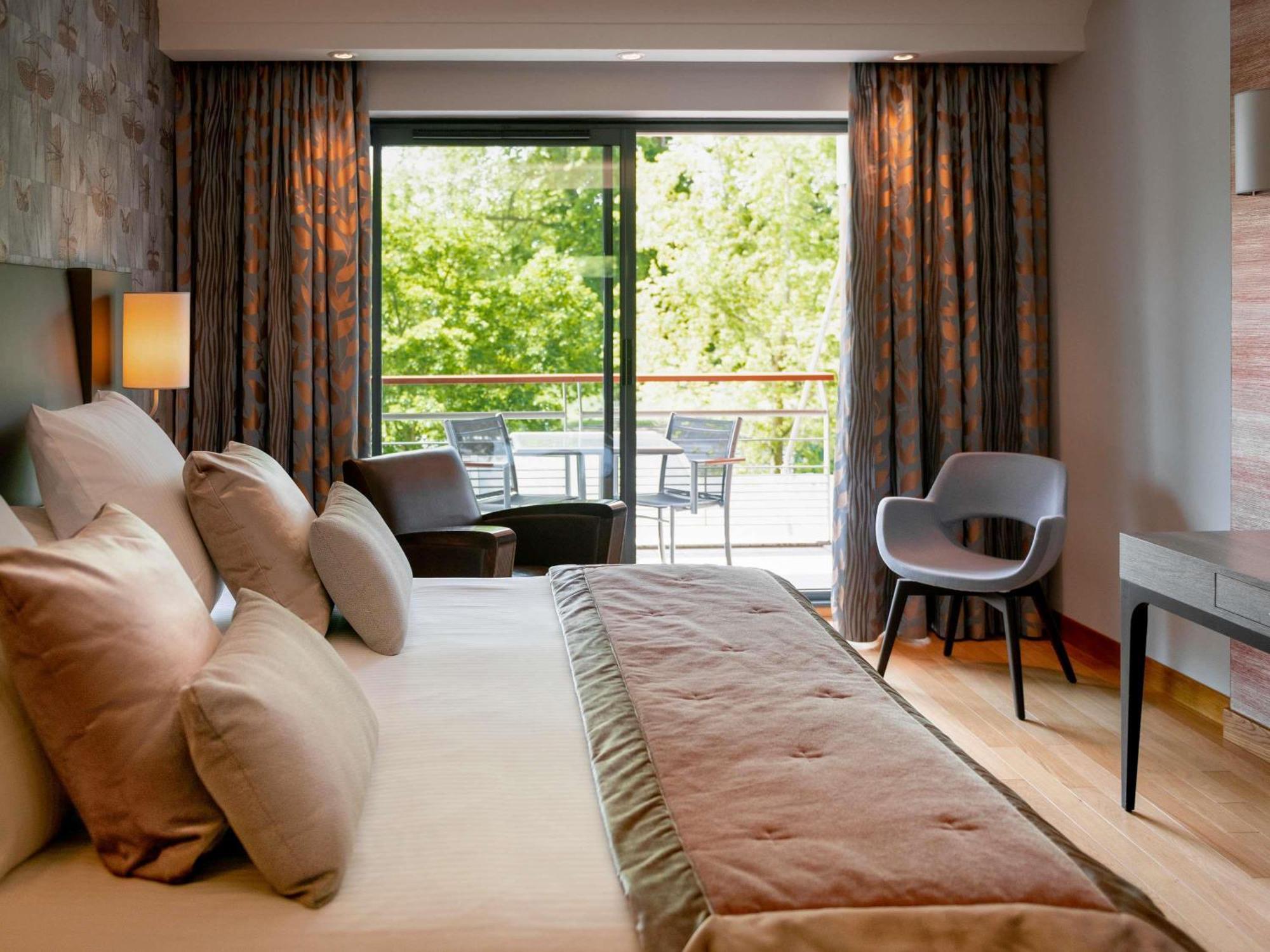 Superior Family Suite - Two Connecting Rooms/Garden Side,1716974044:JPEG