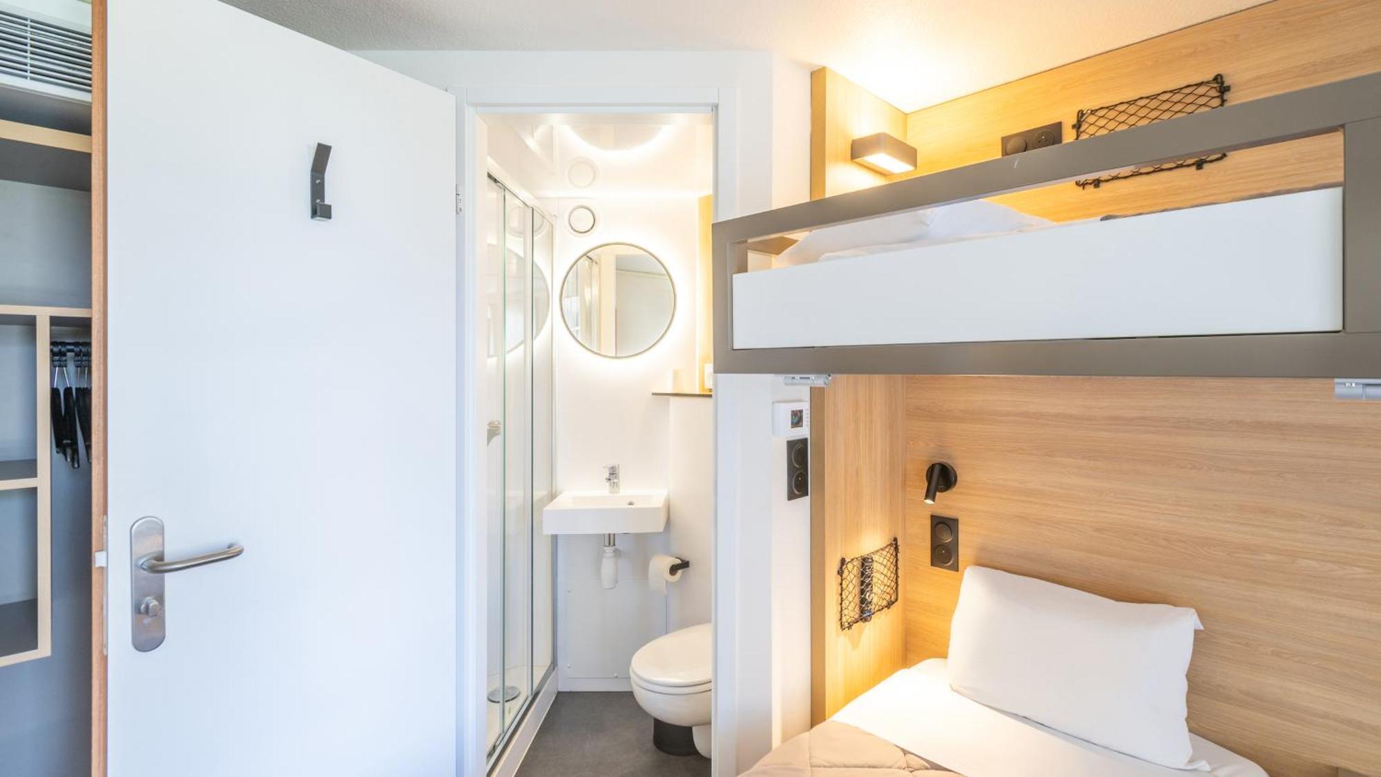 Standard Room - 1 Single Bed