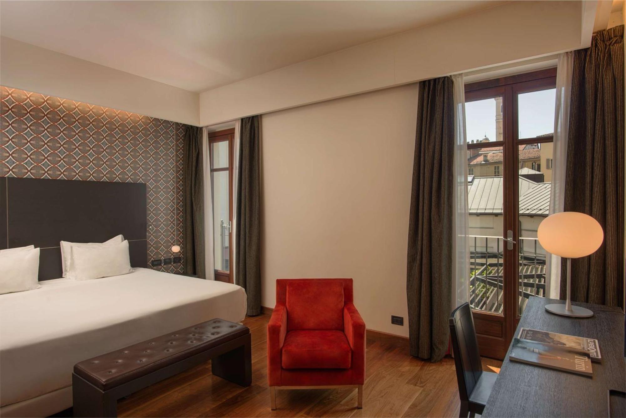 Premium Double or Twin Room,1722891179:JPEG