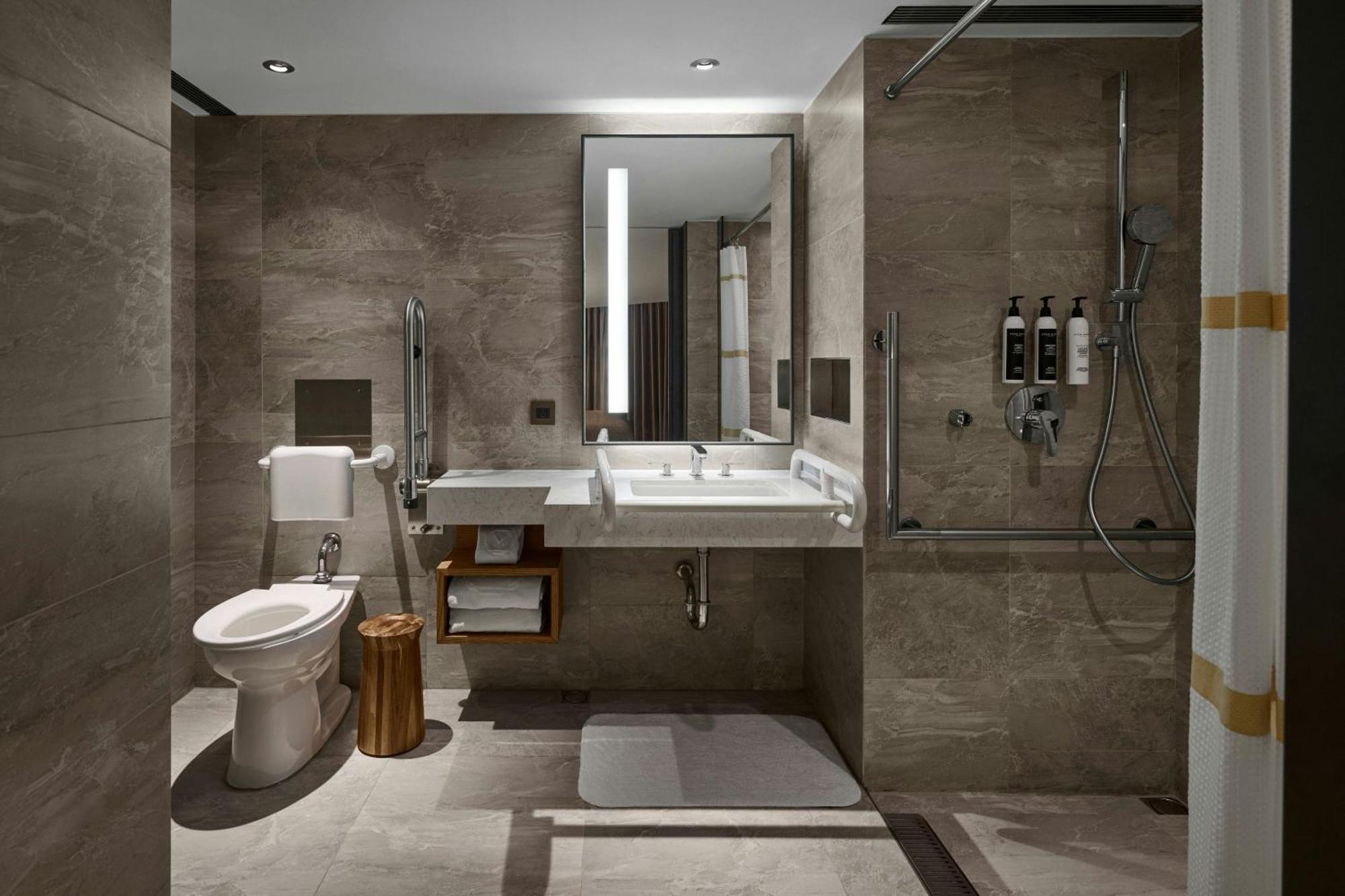 Deluxe Room with City View,1742856592:JPEG