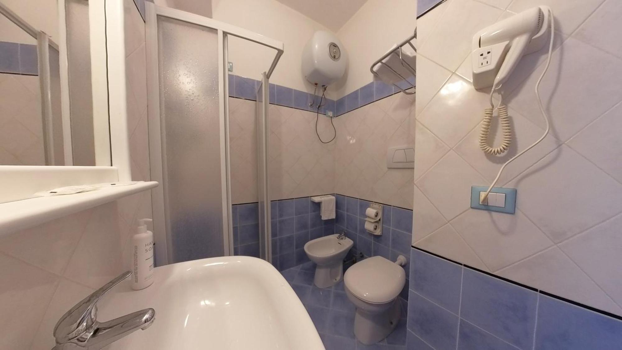 Economy Double Room,1742656223:JPEG