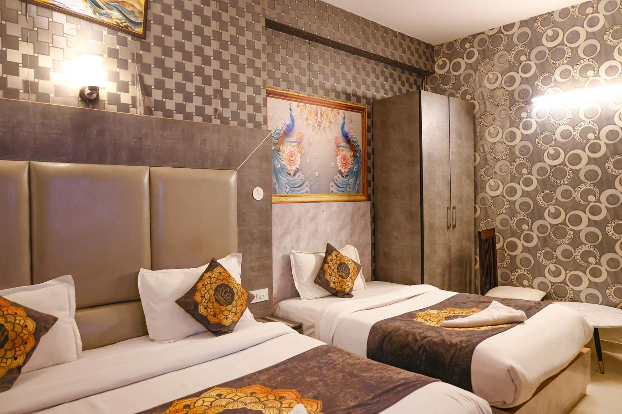Deluxe Family Suite