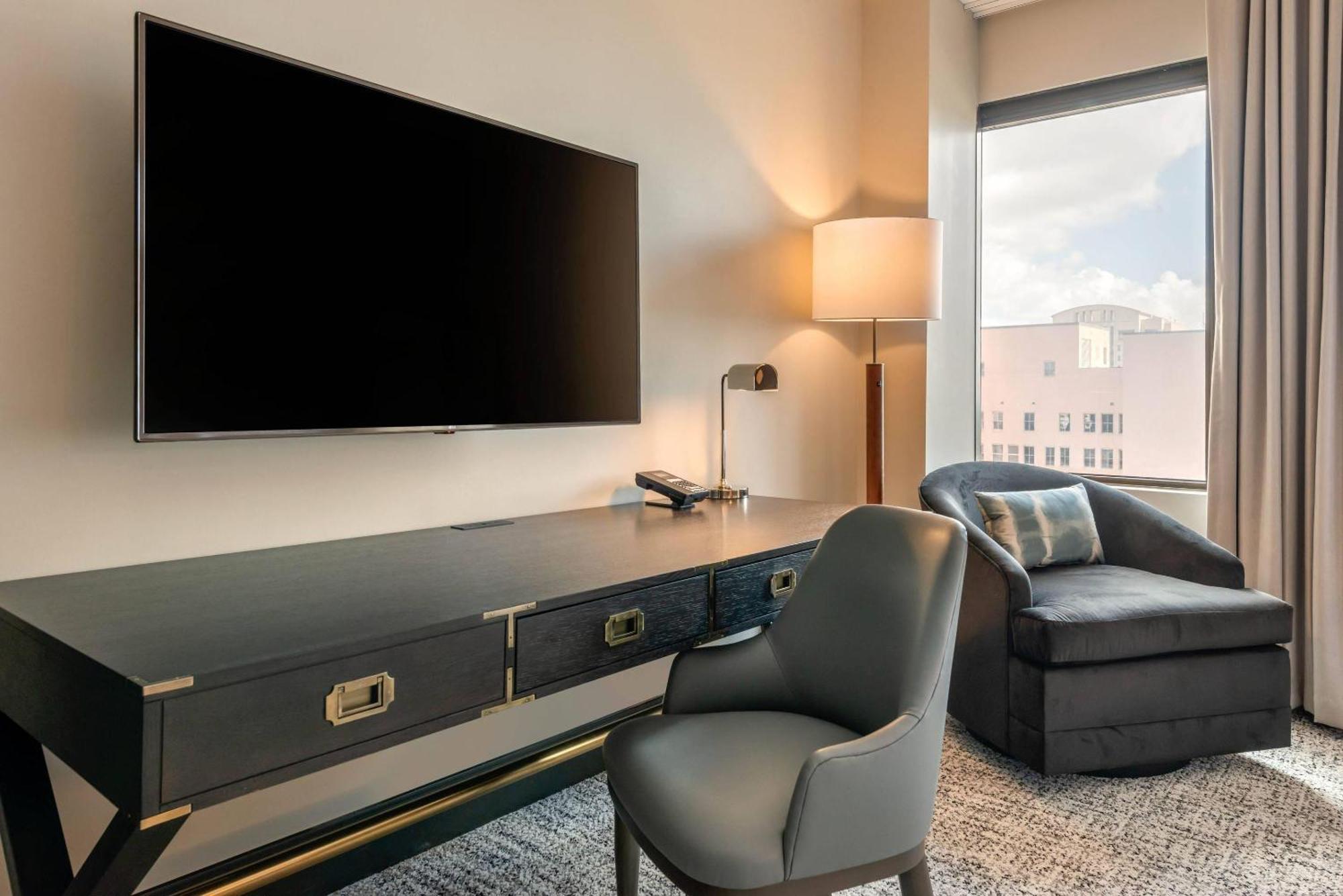 King Room Mobility Accessible or Non-Smoking