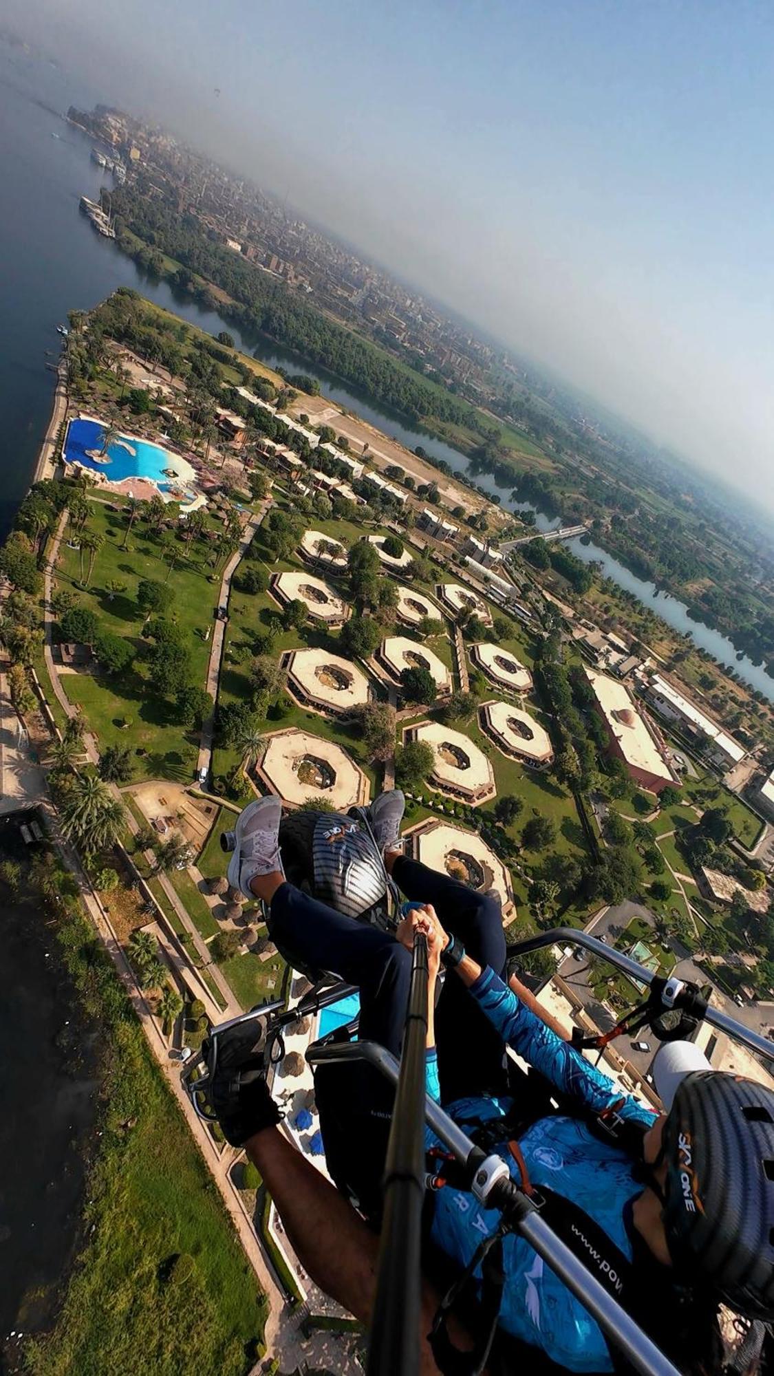 Camera Deluxe Stay & Fly + Volo in Tandem Parapendio a Motore