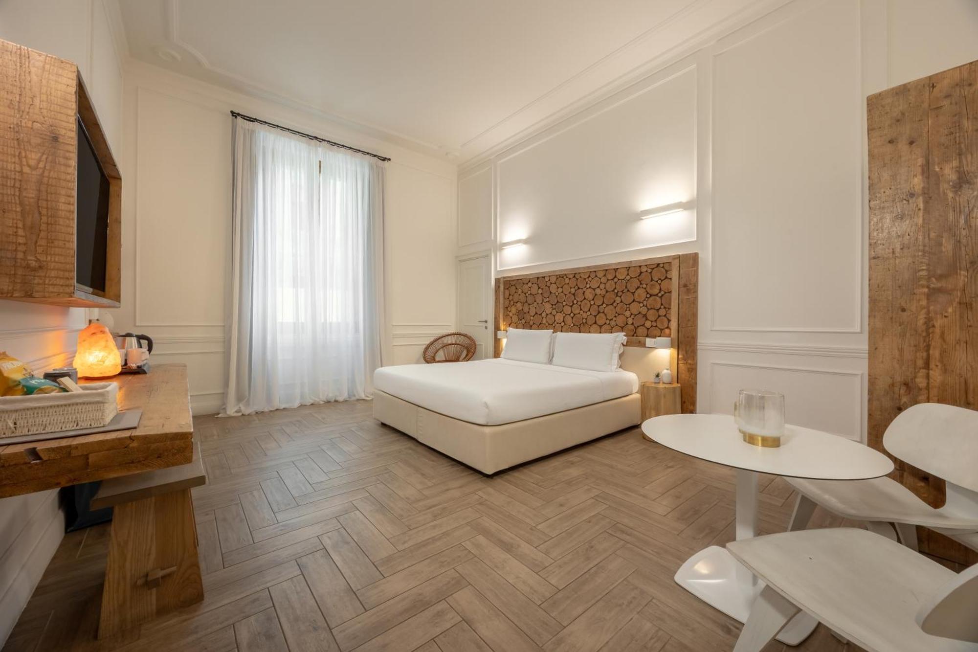 Deluxe Double or Twin Room