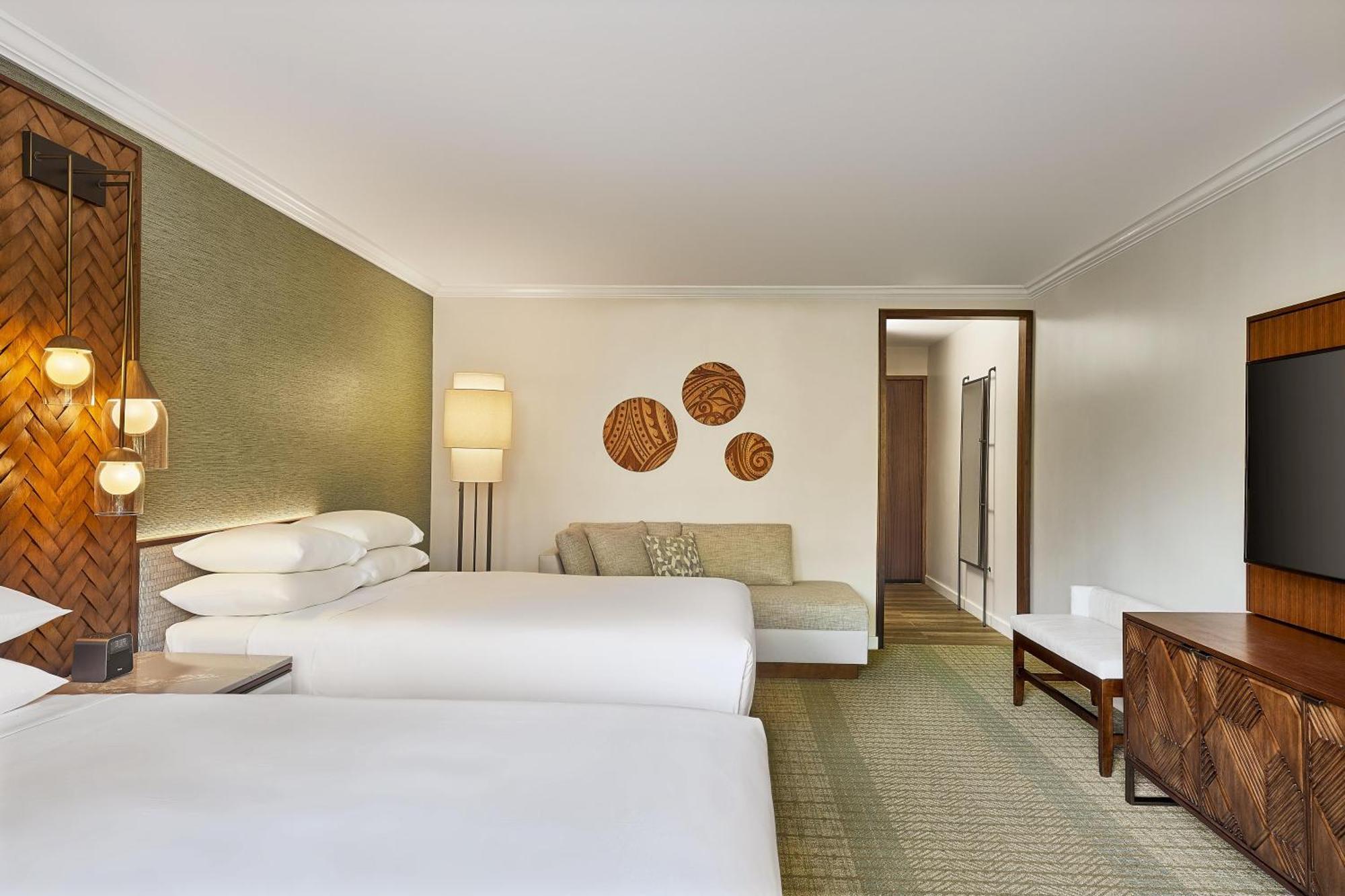 Zimmer mit 2 Queensize-Betten und Bergblick