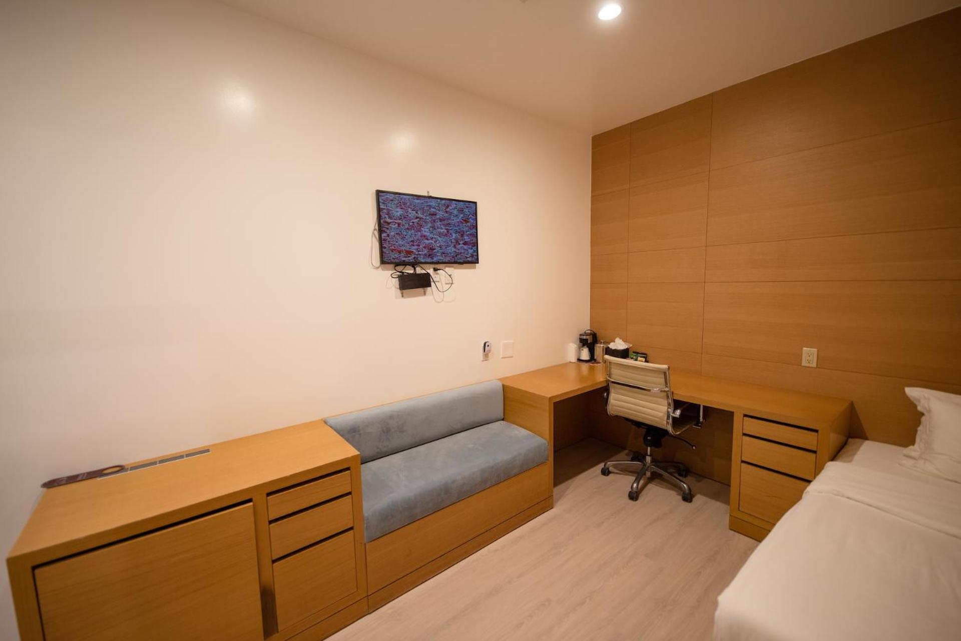 Compact Room