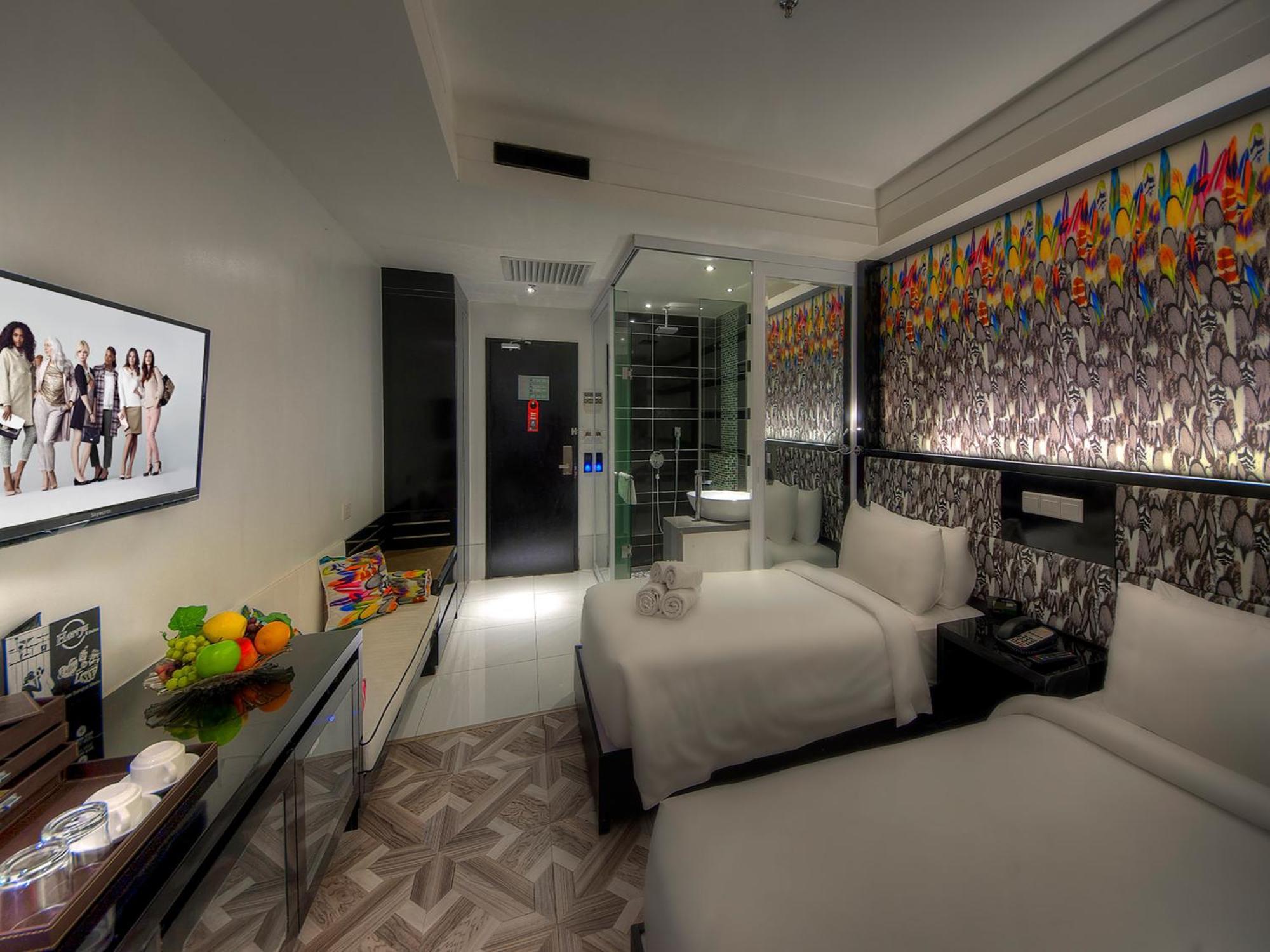Annexe Superior Twin No Window