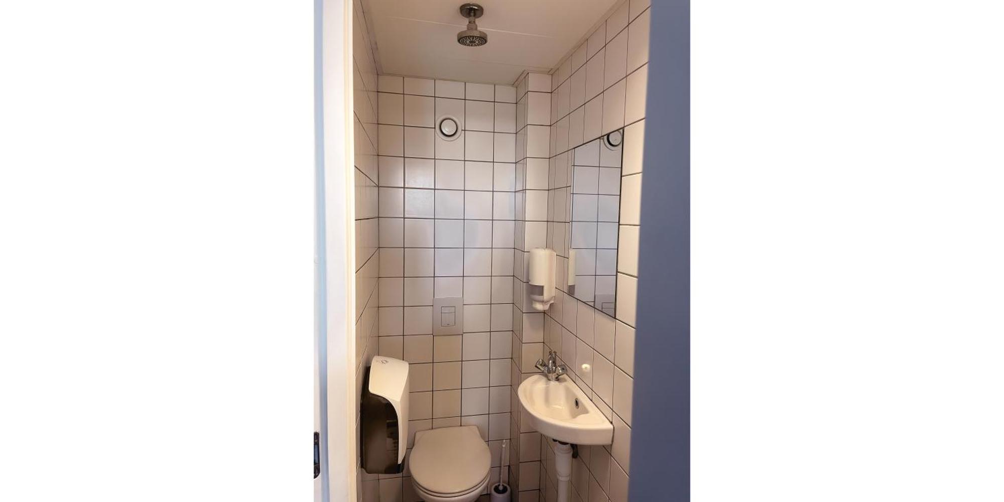 Twin Room Private Bathroom