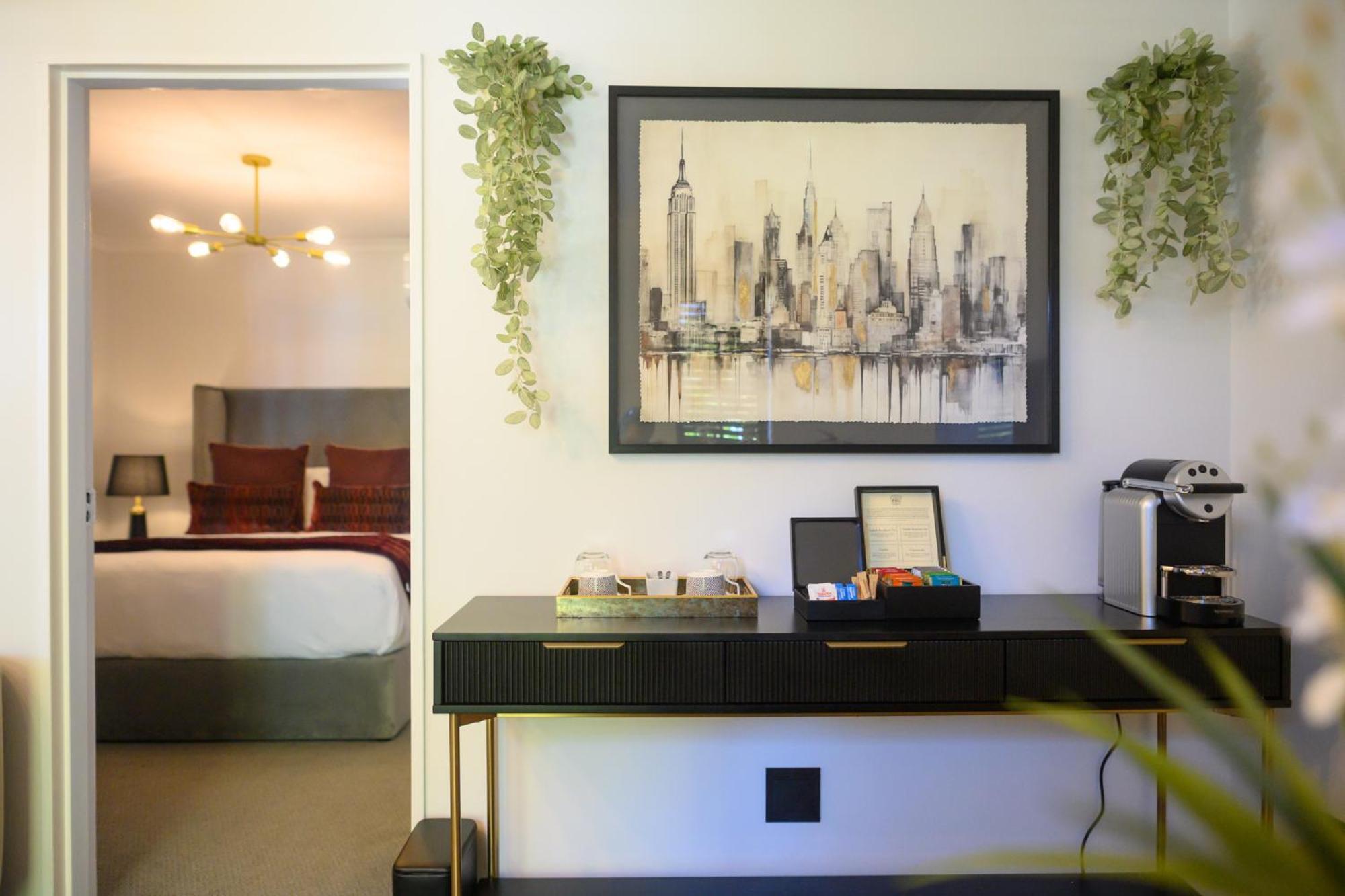 One-Bedroom Suite