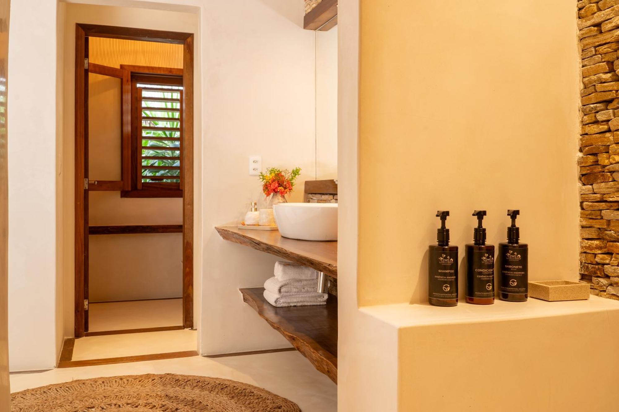 Suite com Varanda