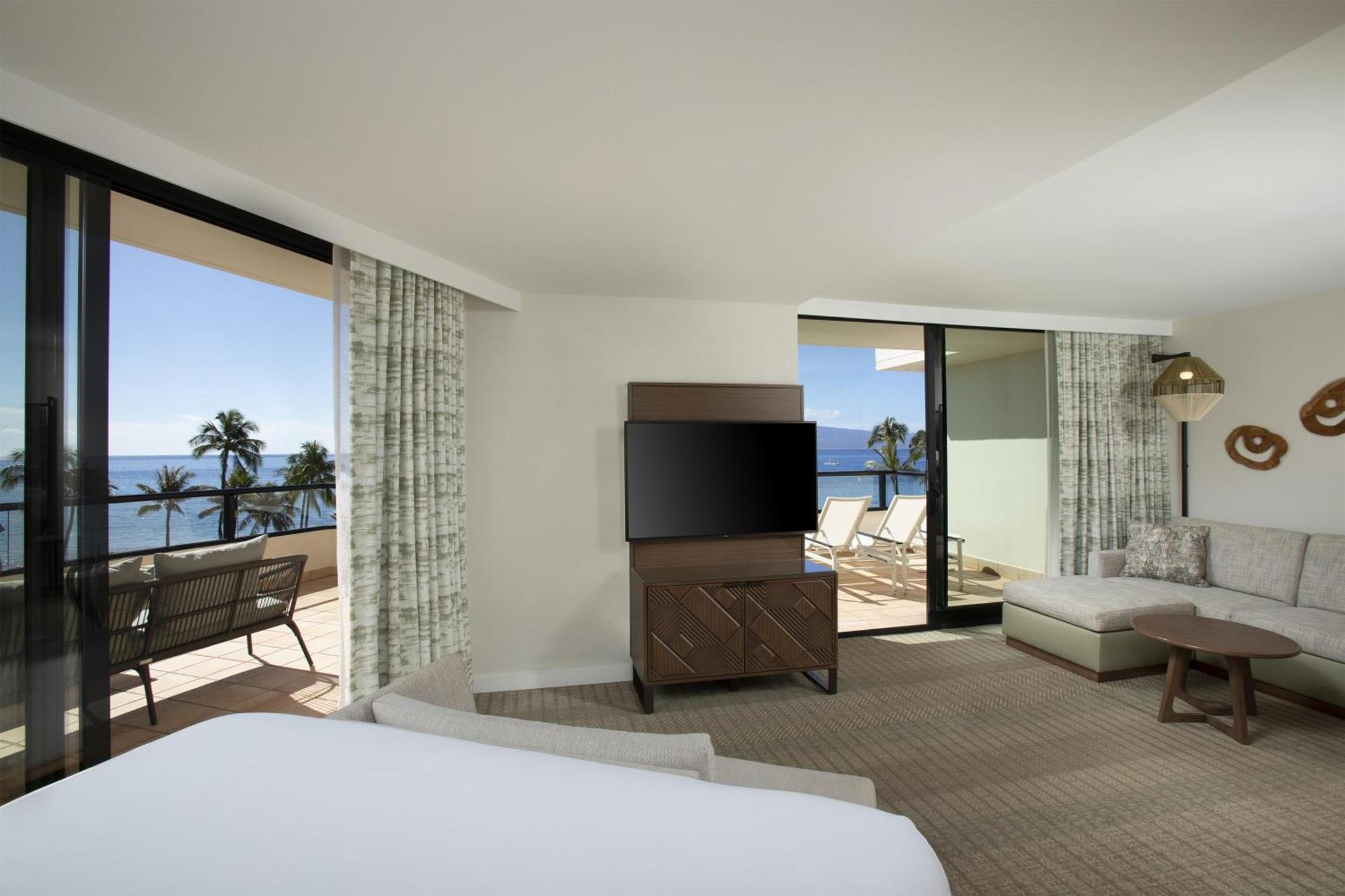 Corner King Room Ocean View