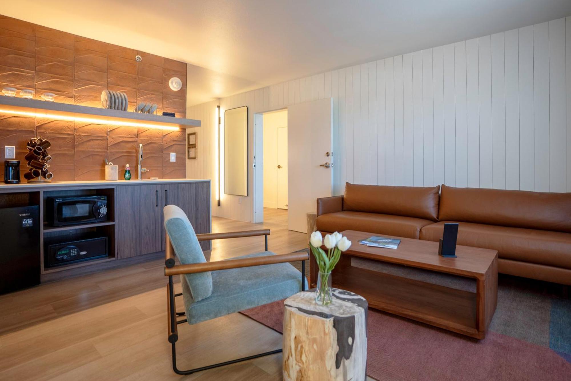 Two-Bedroom Suite