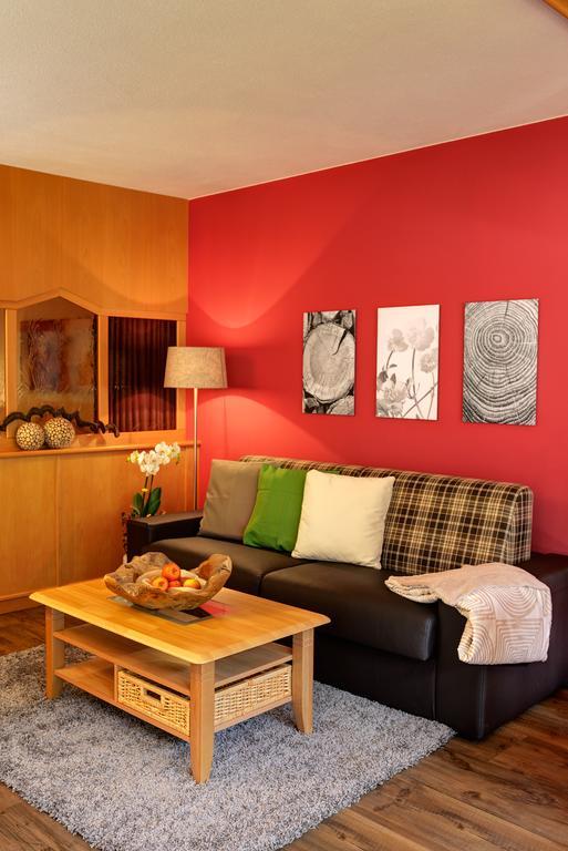 One-Bedroom Apartment,1040387455:JPEG