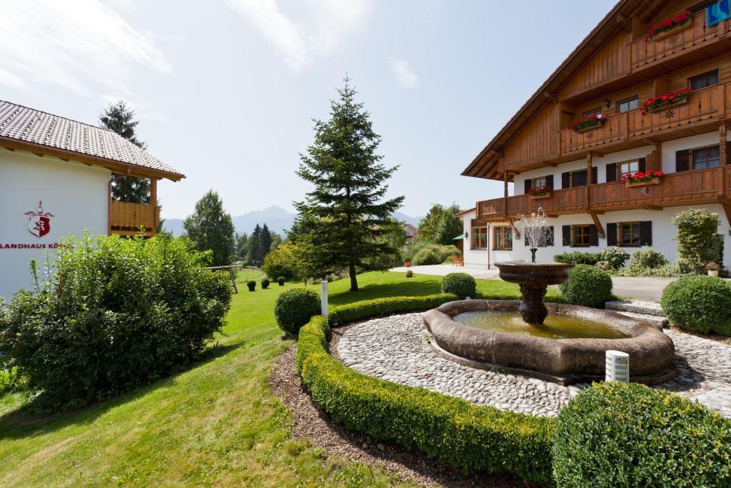 Apartment with Balcony (4 Adults),750417047:JPEG