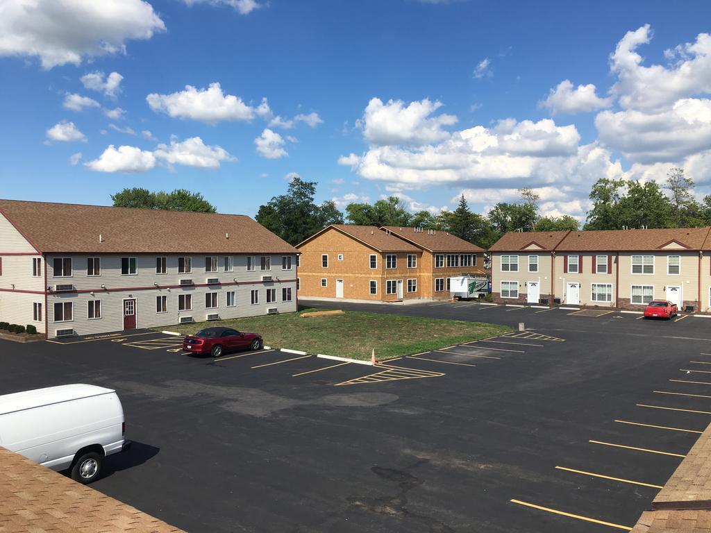 Three-Bedroom Townhouse,1264156306:JPEG