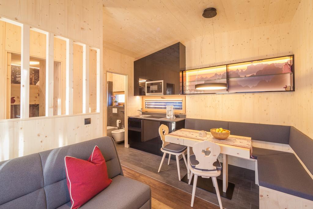 Two-Bedroom Apartment,1588131142:JPEG