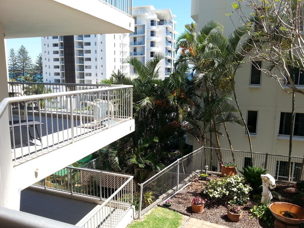 One-Bedroom Apartment Partial Ocean View