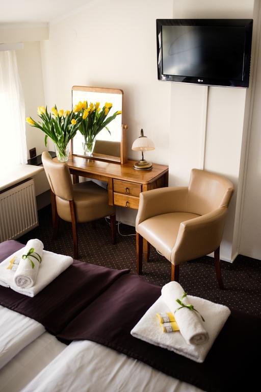 Double or Twin Room,664059852:JPEG