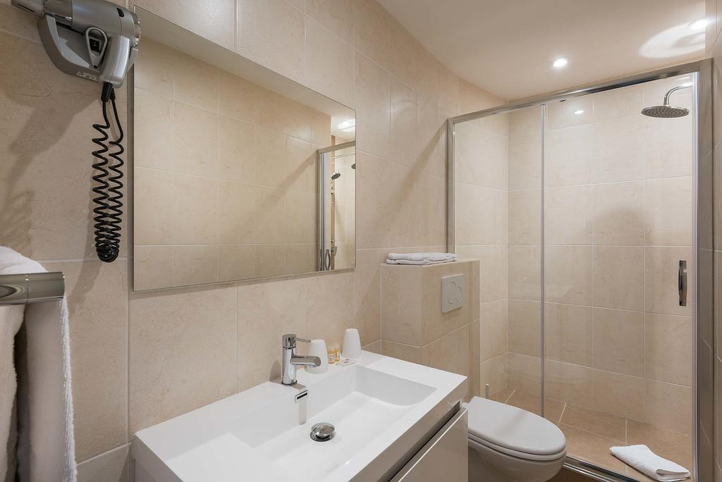 Chambre Familiale (2 Adultes et 2 Enfants)