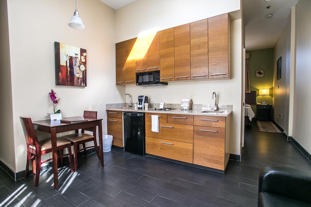 Twin Suite