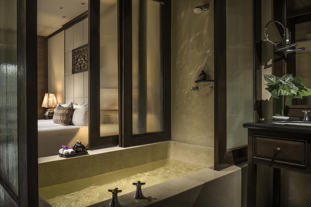 Deluxe Three Country View,464435733:JPEG